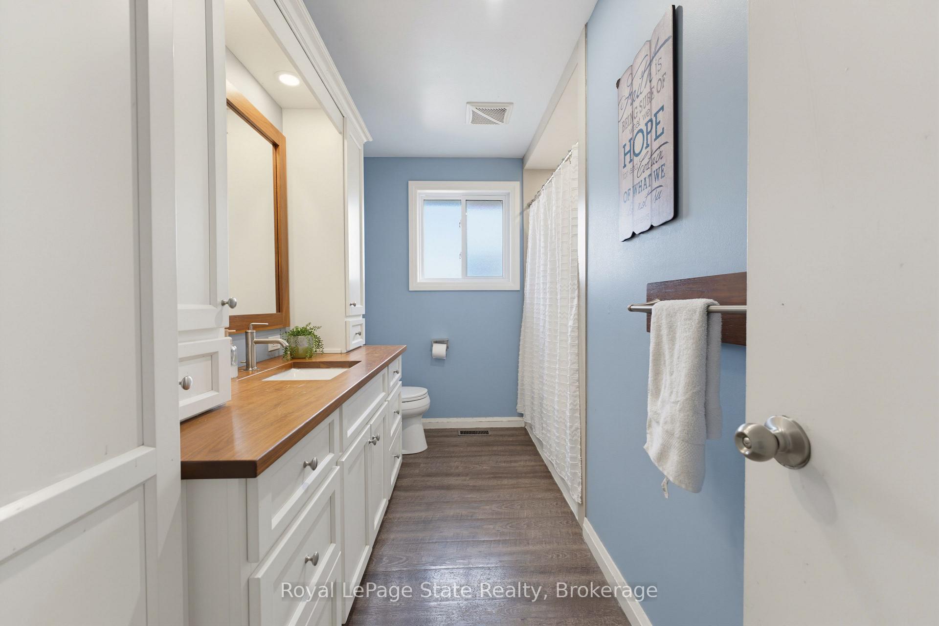 Photo 27 of 24 Edward Avenue, Brant, Paris — HOMEH