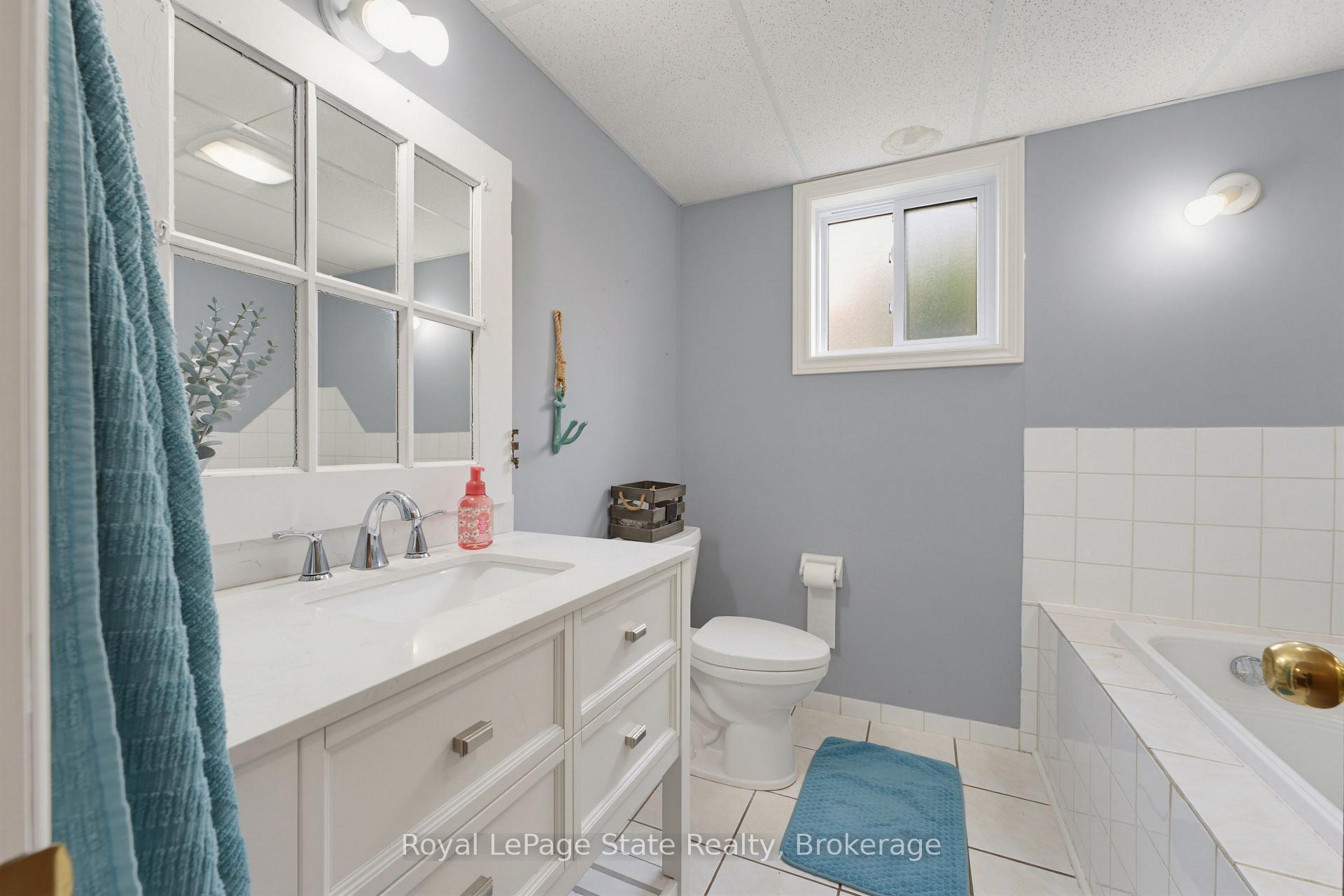 Photo 35 of 24 Edward Avenue, Brant, Paris — HOMEH