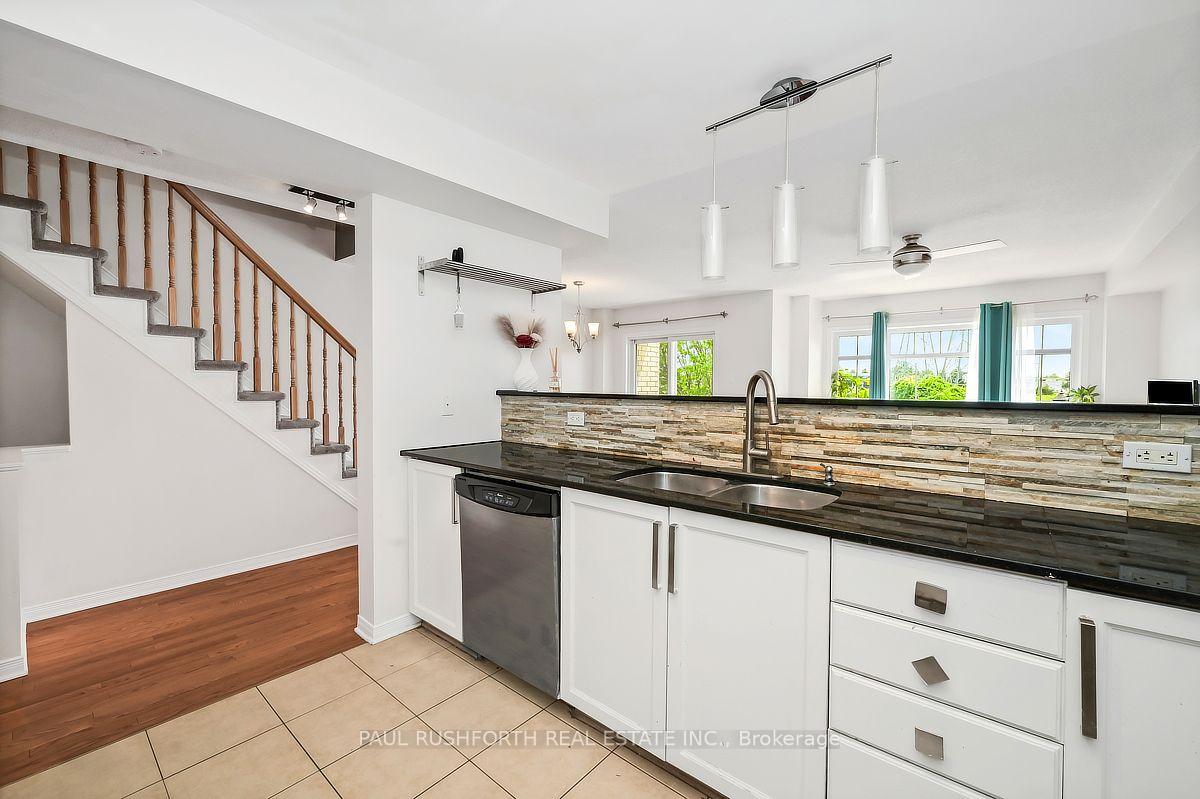 Photo 10 of 153 Corinth Private, Ottawa, Merivale Industrial Park/Citiplace — HOMEH