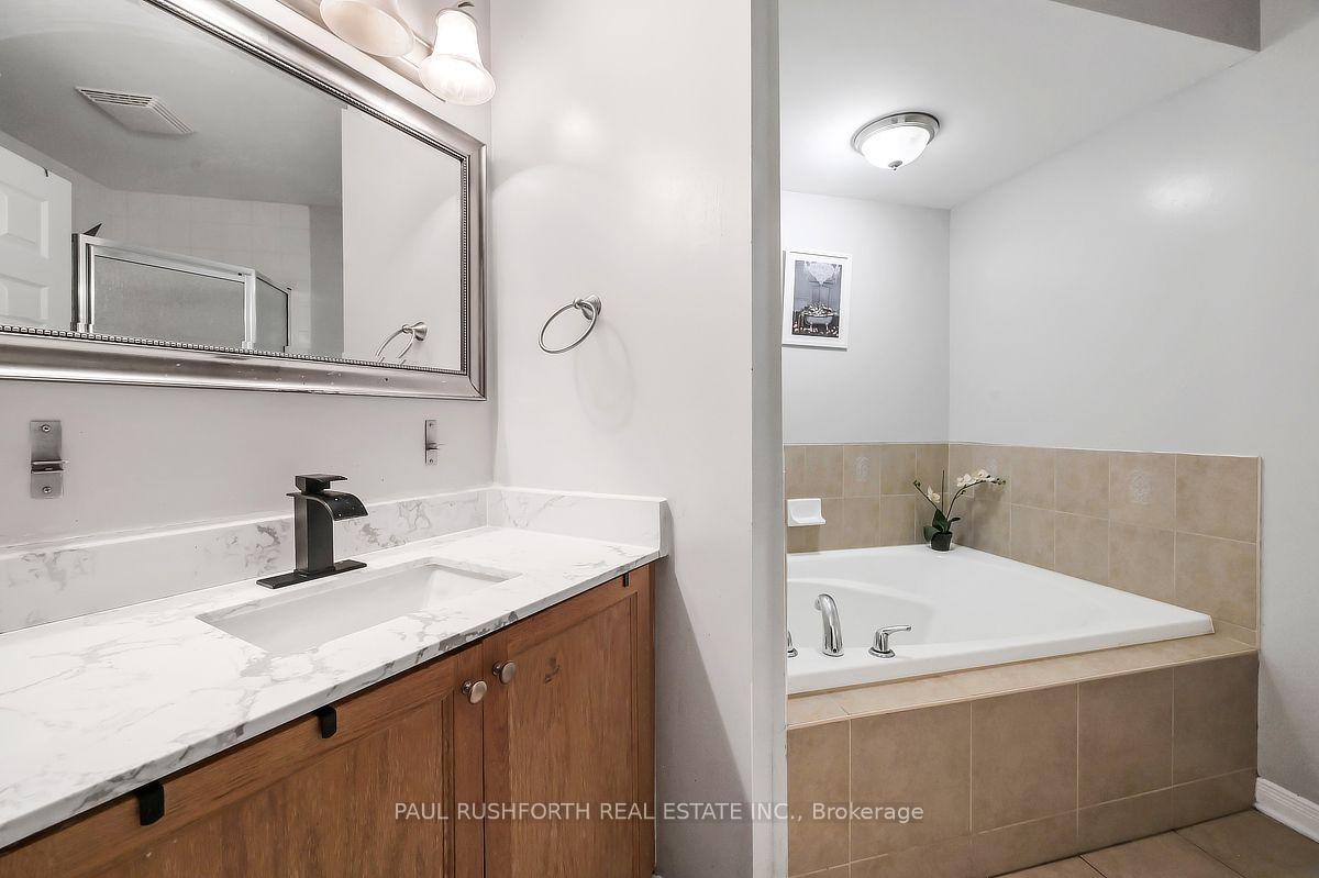 Photo 18 of 153 Corinth Private, Ottawa, Merivale Industrial Park/Citiplace — HOMEH