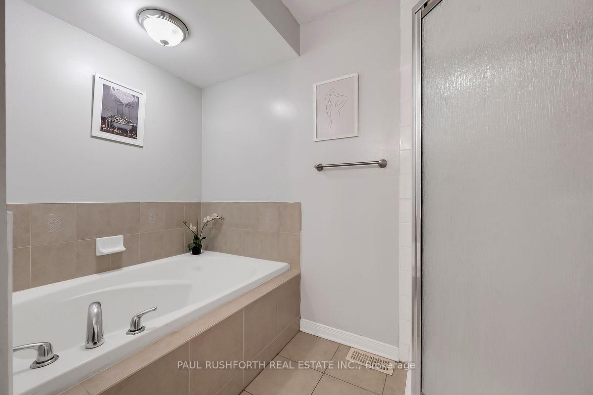 Photo 19 of 153 Corinth Private, Ottawa, Merivale Industrial Park/Citiplace — HOMEH