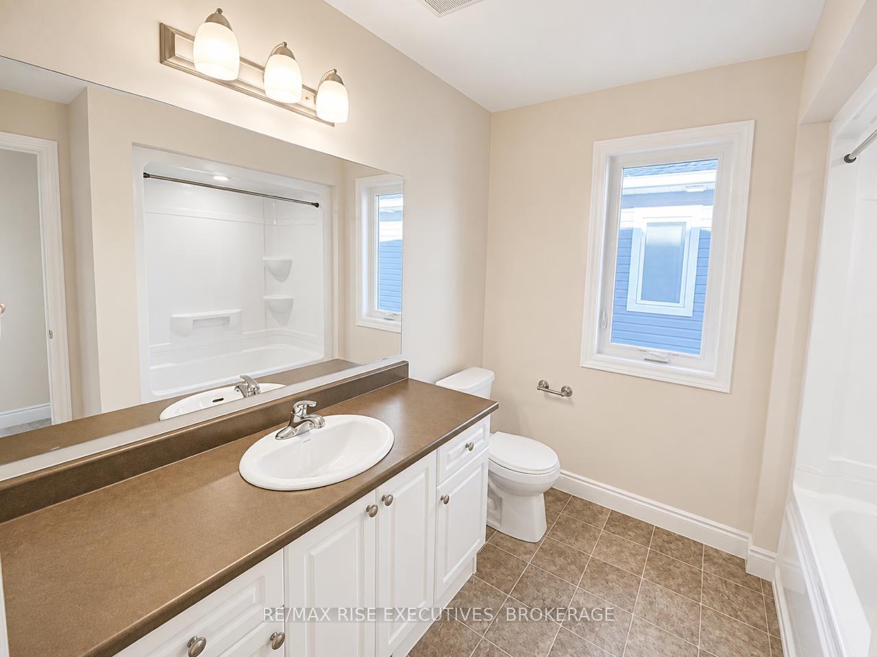 Photo 12 of 600 Gwen Avenue, Kingston, City Northwest — HOMEH