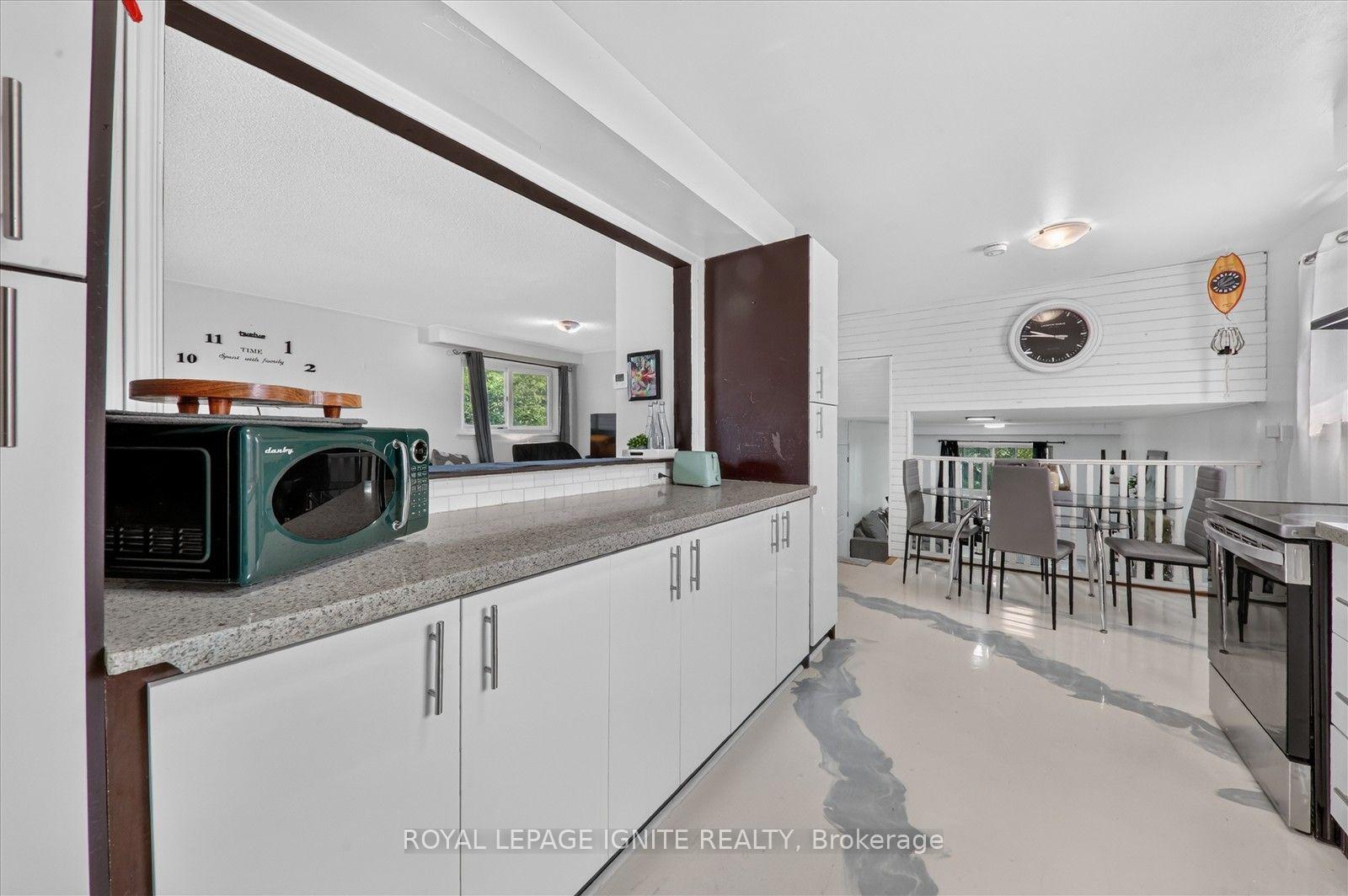 Photo 14 of 7 Briarbluff Avenue, Scarborough, West Hill — HOMEH