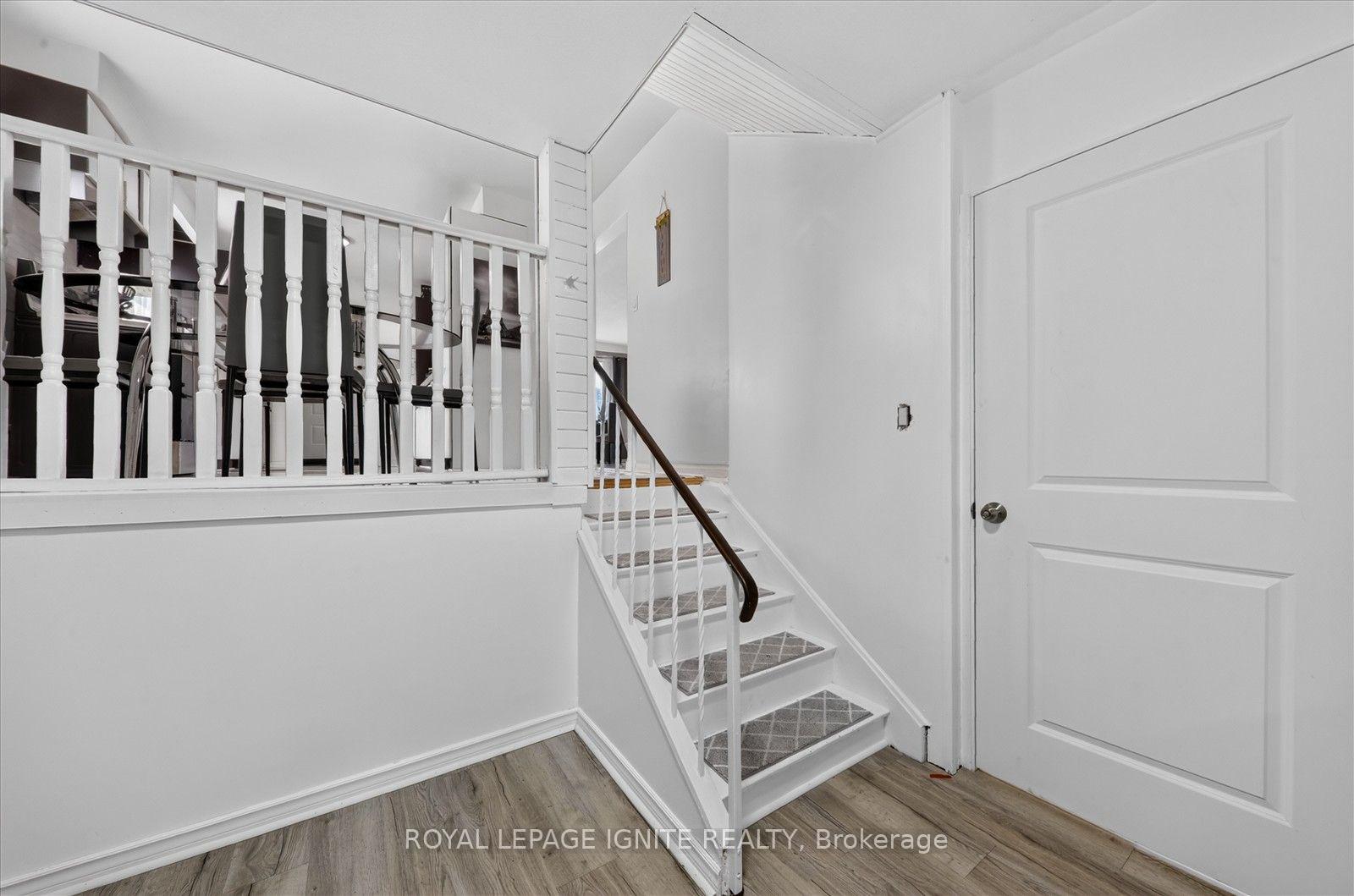 Photo 23 of 7 Briarbluff Avenue, Scarborough, West Hill — HOMEH