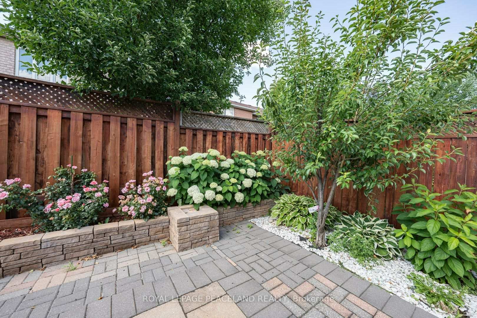 Photo 49 of 152 Flagstone Way, Newmarket, Woodland Hill — HOMEH