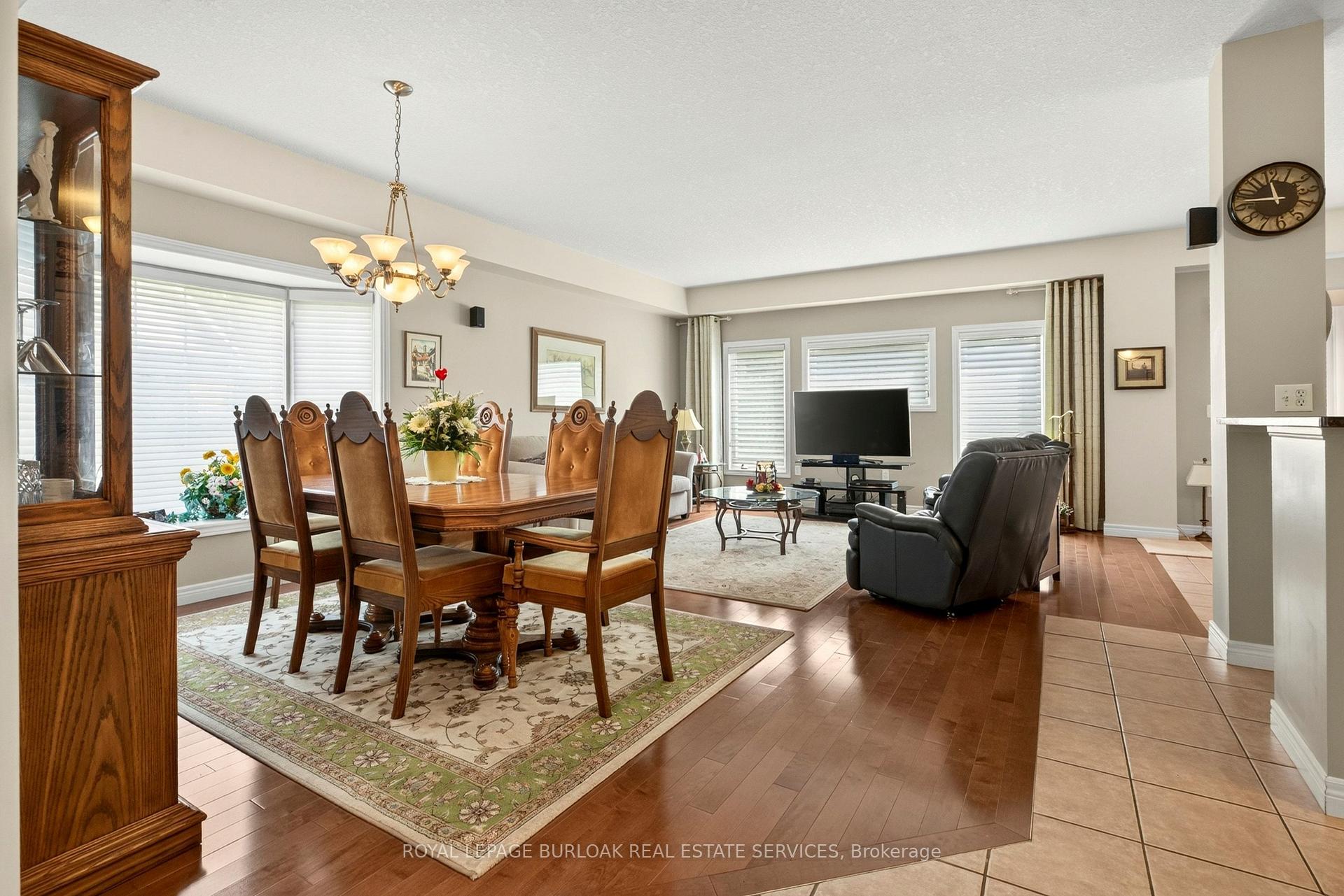 Photo 9 of 31 Spencer Crescent, Guelph, Pineridge/Westminster Woods — HOMEH