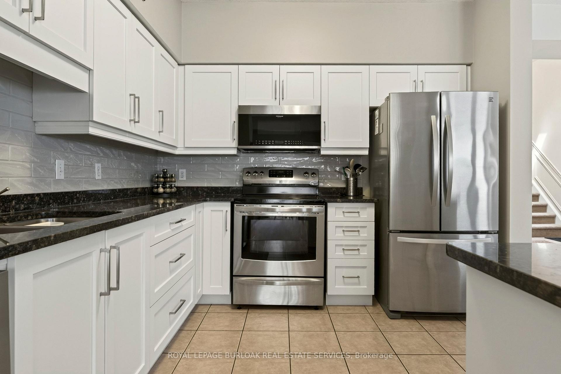 Photo 17 of 31 Spencer Crescent, Guelph, Pineridge/Westminster Woods — HOMEH