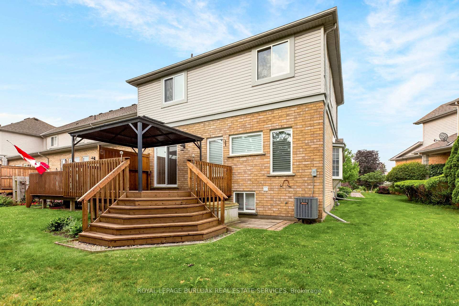 Photo 38 of 31 Spencer Crescent, Guelph, Pineridge/Westminster Woods — HOMEH