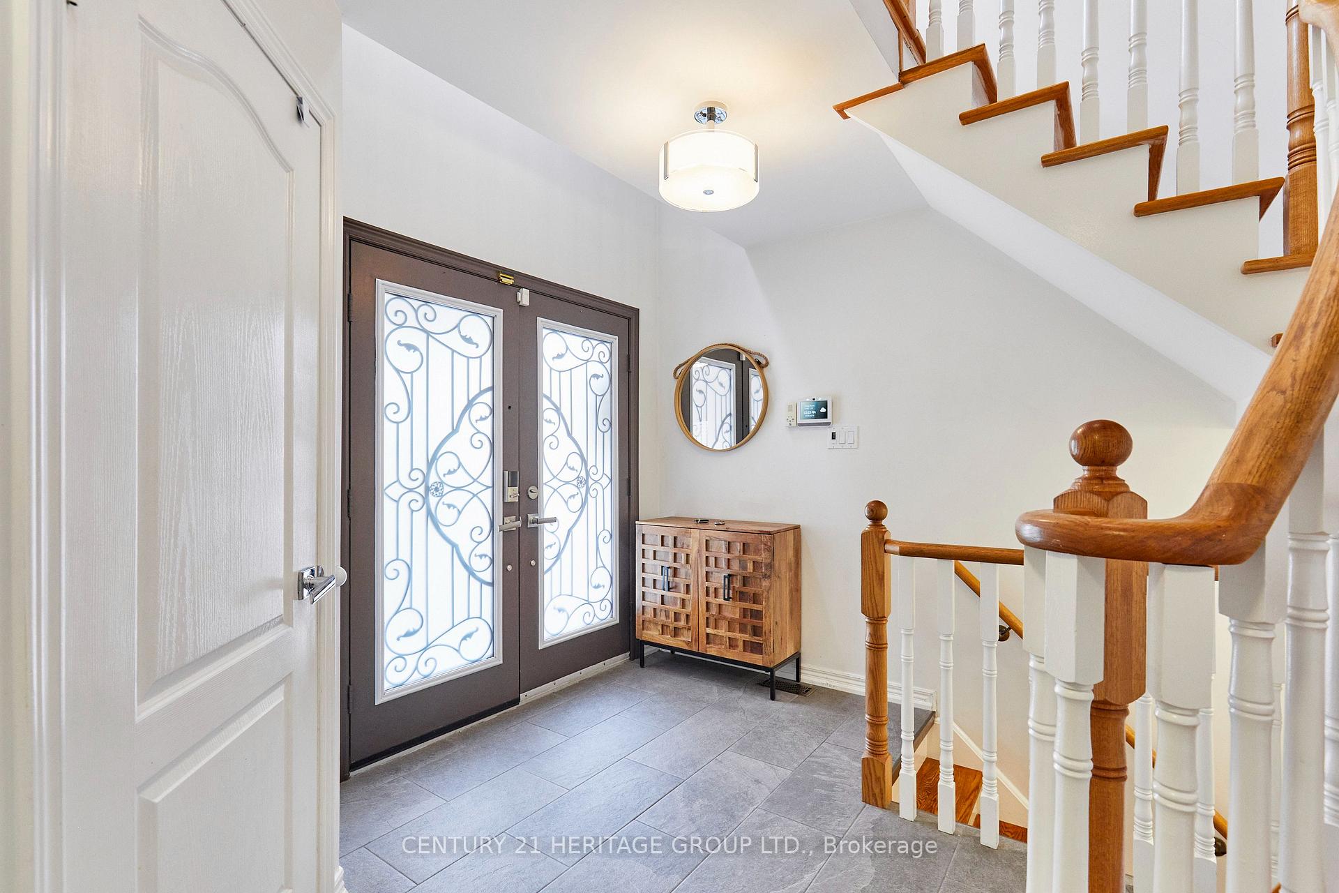 Photo 4 of 17 Shangrila Terrace, Caledon, Bolton West — HOMEH