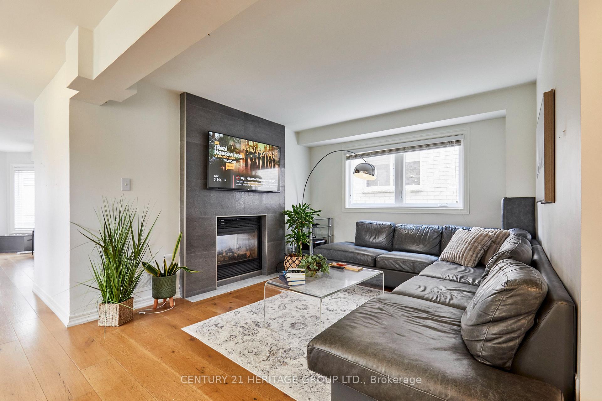 Photo 11 of 17 Shangrila Terrace, Caledon, Bolton West — HOMEH