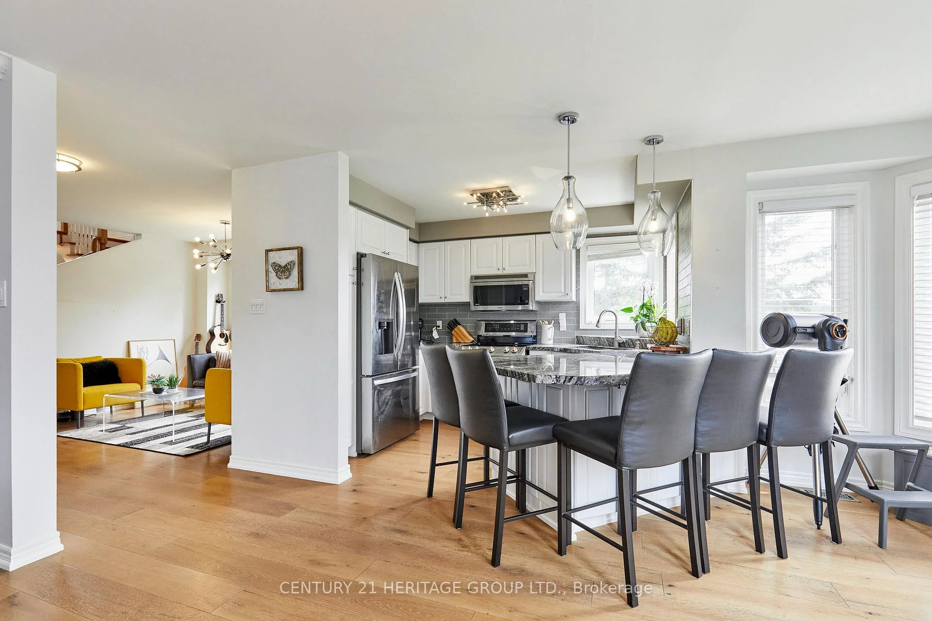 Photo 13 of 17 Shangrila Terrace, Caledon, Bolton West — HOMEH