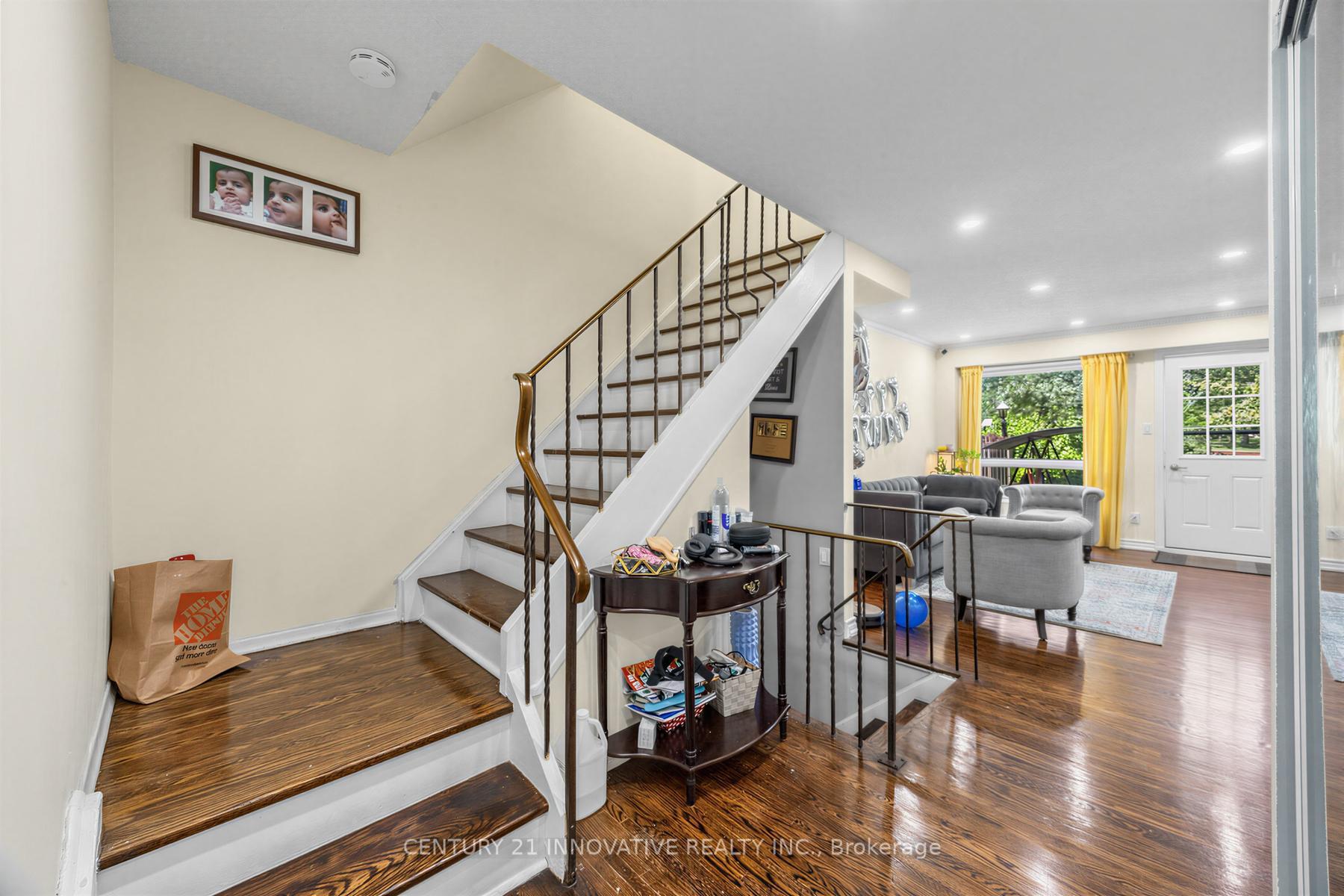 Photo 6 of 32 Cheatham Place, Scarborough, Malvern — HOMEH
