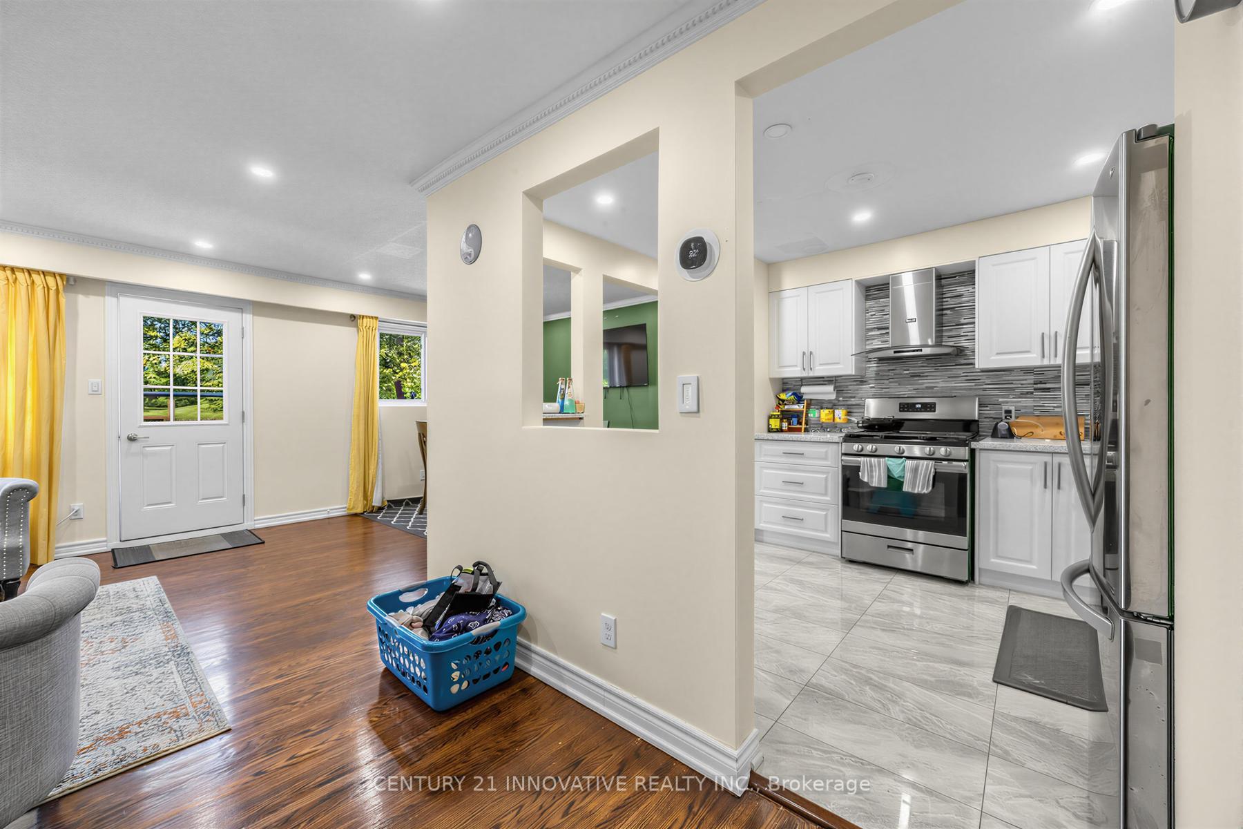 Photo 7 of 32 Cheatham Place, Scarborough, Malvern — HOMEH