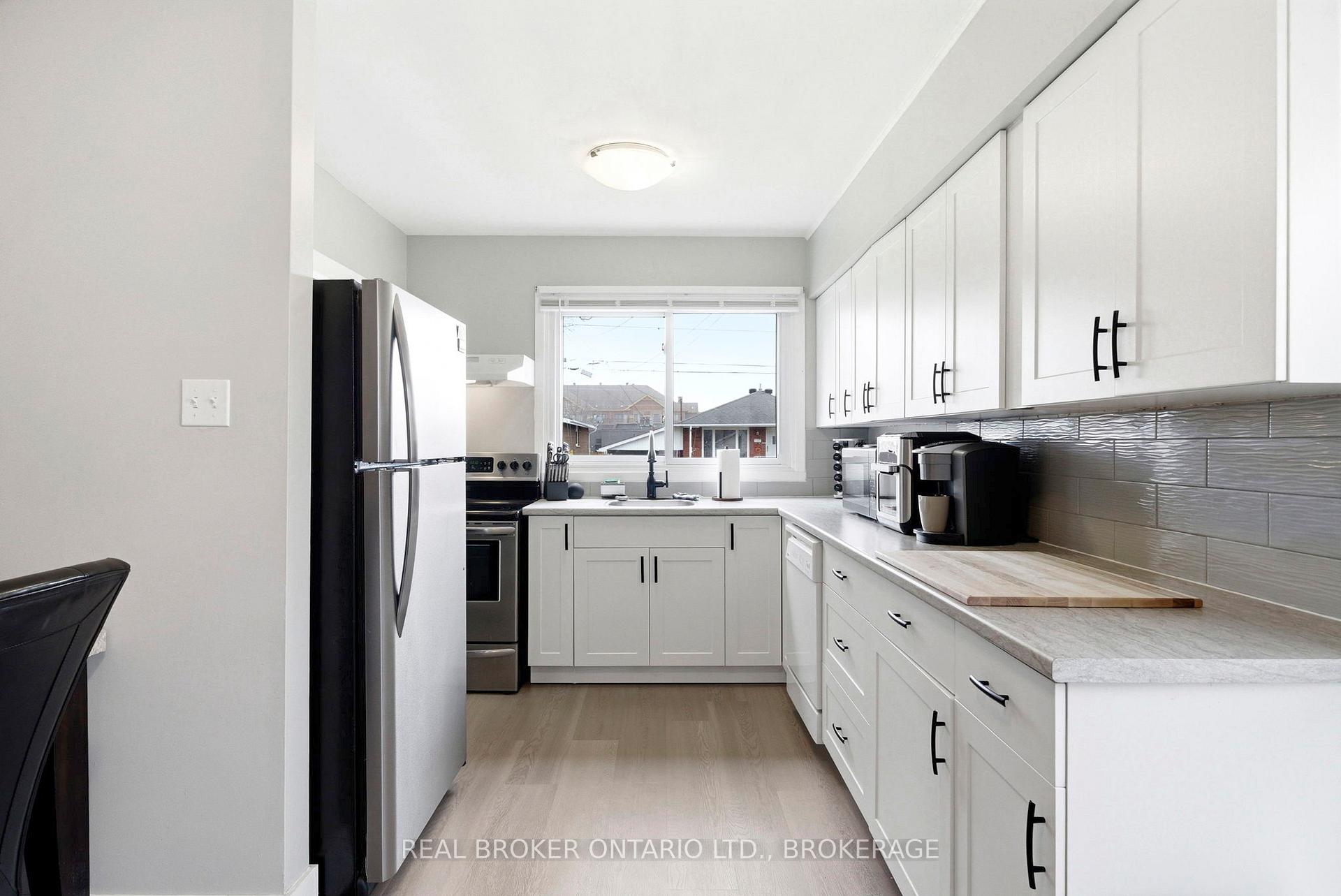 Photo 7 of 1205 Osborne Avenue, Cornwall, Cornwall — HOMEH