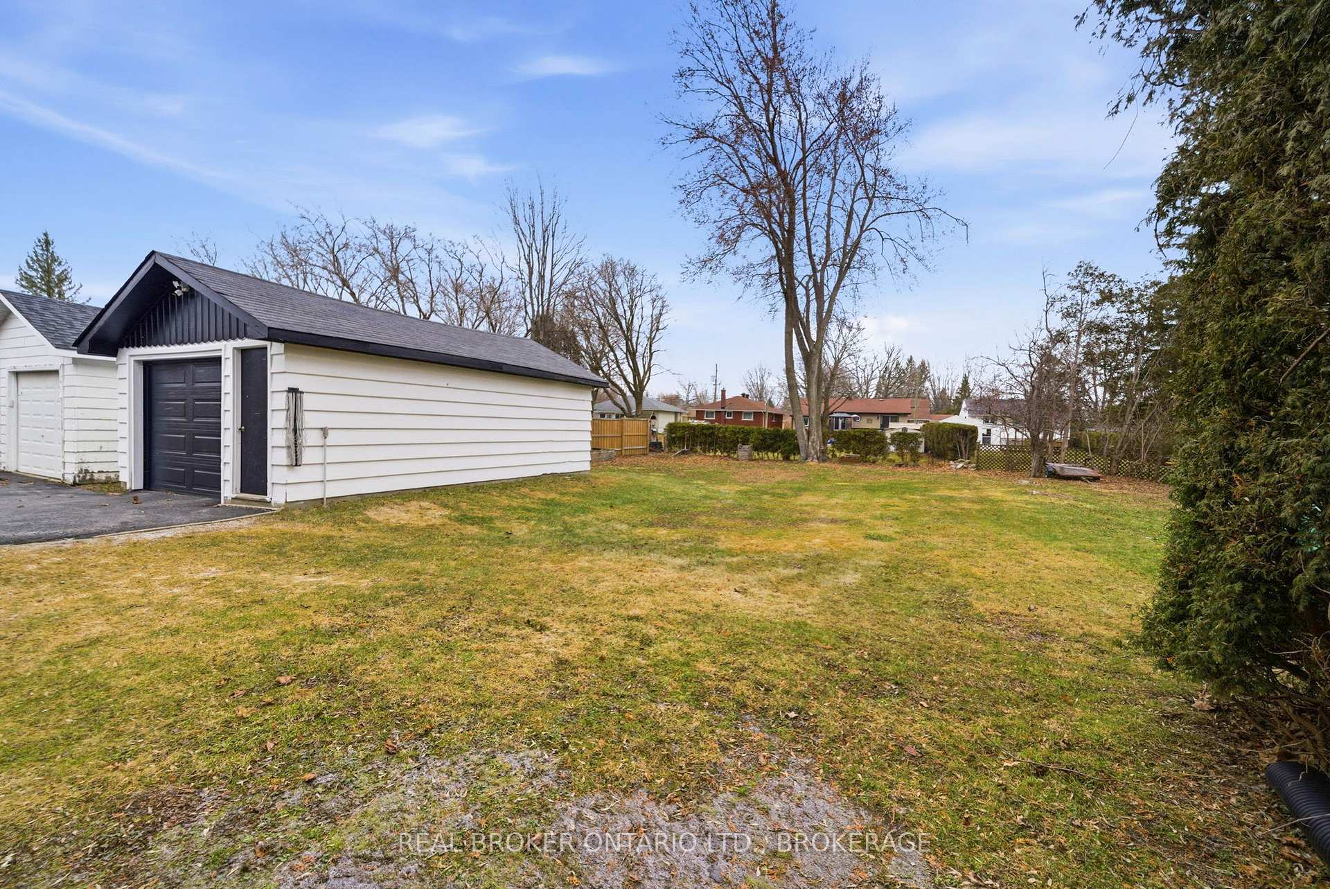Photo 20 of 1205 Osborne Avenue, Cornwall, Cornwall — HOMEH