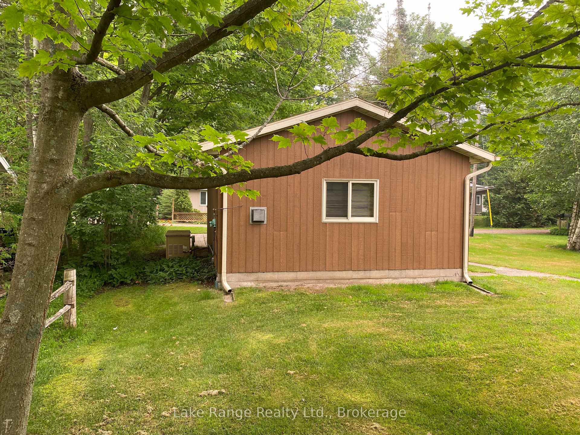 Photo 3 of 311 Maple Street, Huron-Kinloss — HOMEH