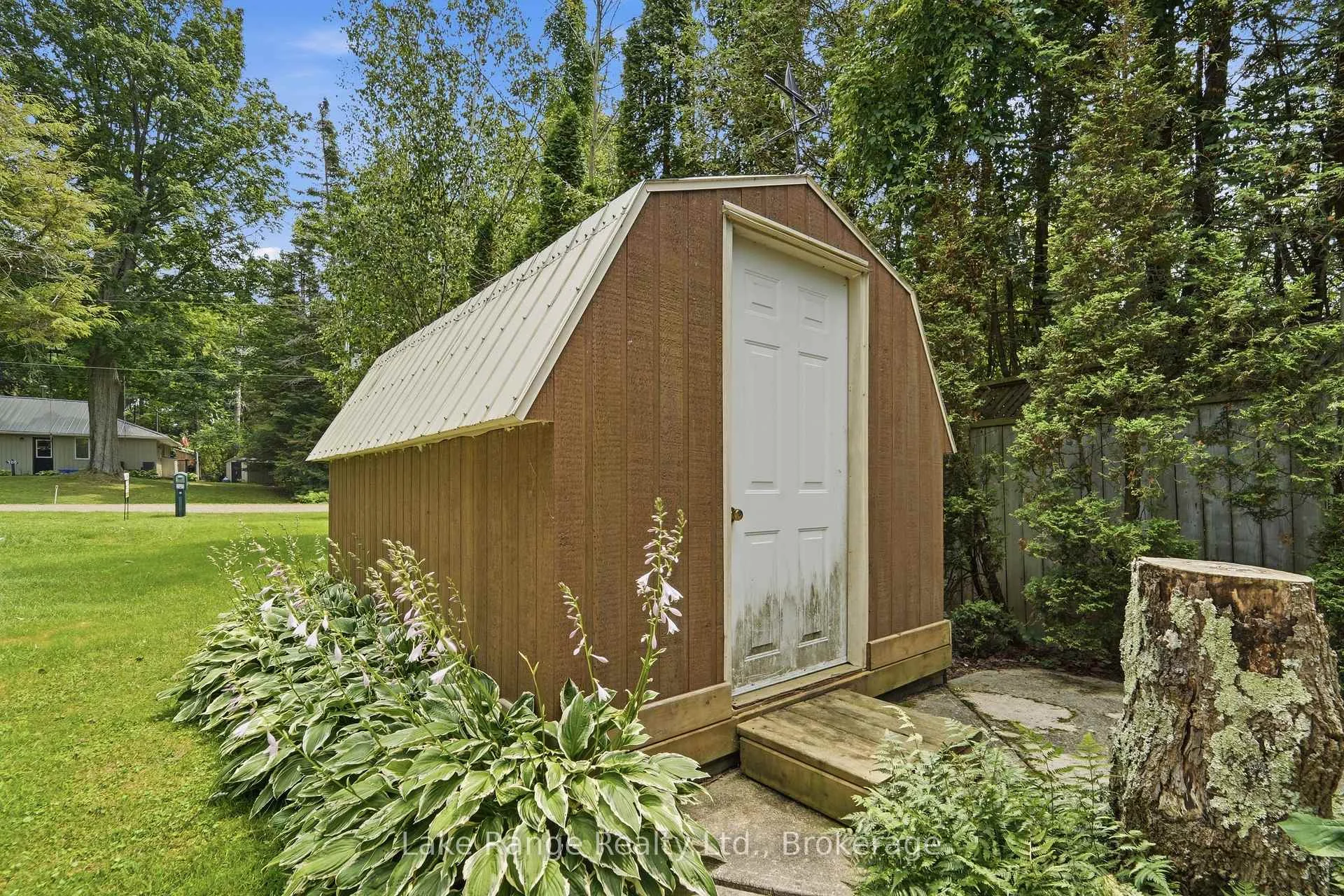 Photo 36 of 311 Maple Street, Huron-Kinloss — HOMEH