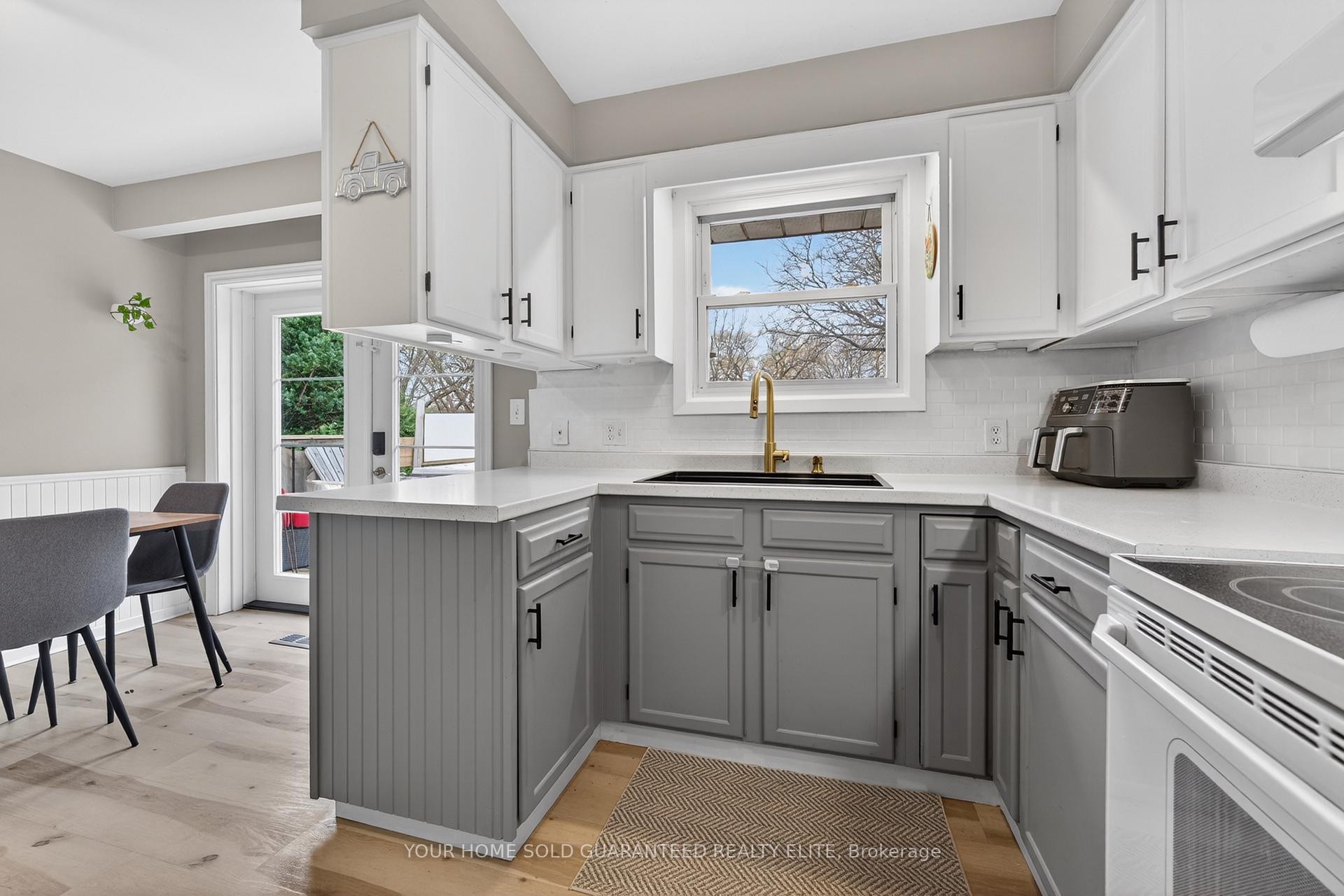 Photo 9 of 79 Prince Charles Drive, St. Catharines, Lakeport — HOMEH