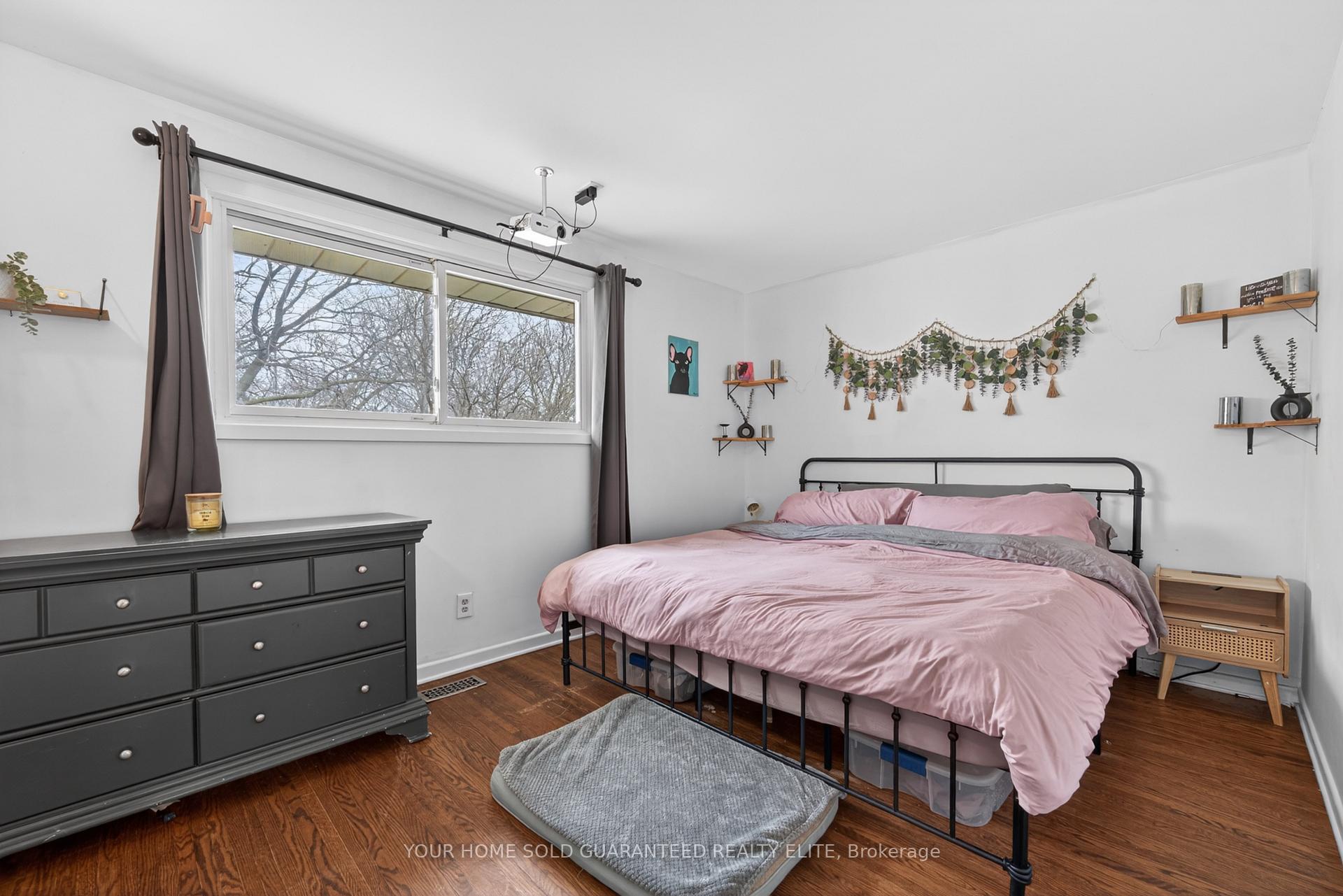 Photo 10 of 79 Prince Charles Drive, St. Catharines, Lakeport — HOMEH