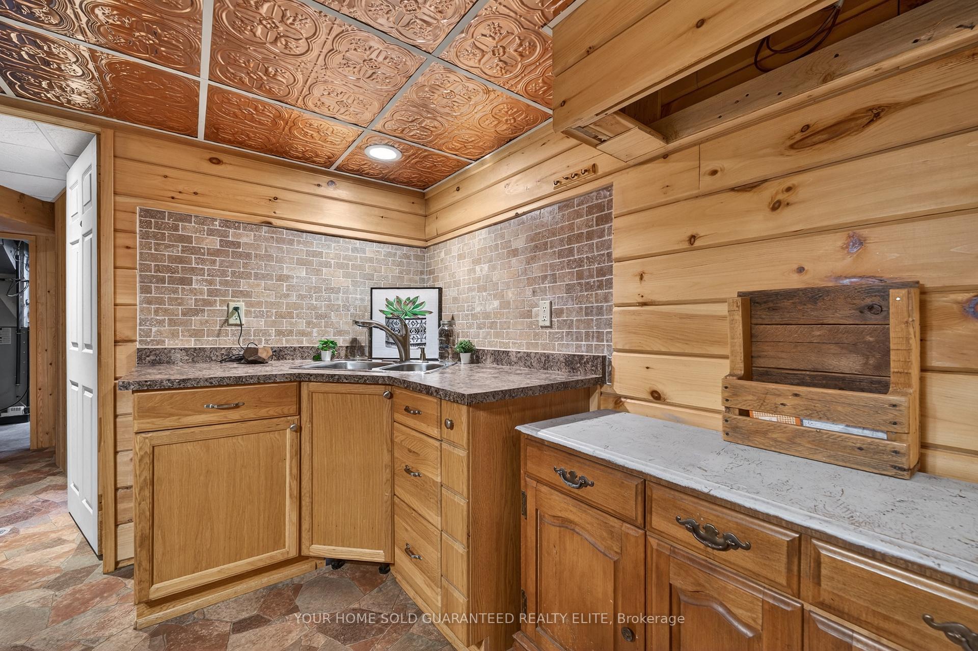 Photo 19 of 79 Prince Charles Drive, St. Catharines, Lakeport — HOMEH