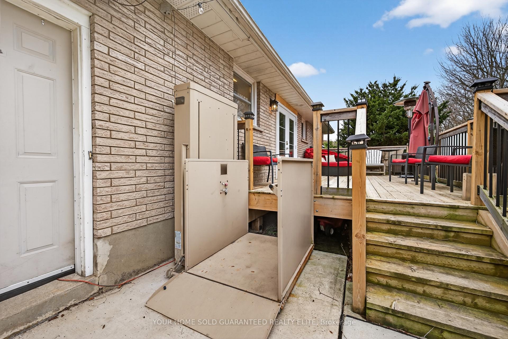 Photo 30 of 79 Prince Charles Drive, St. Catharines, Lakeport — HOMEH