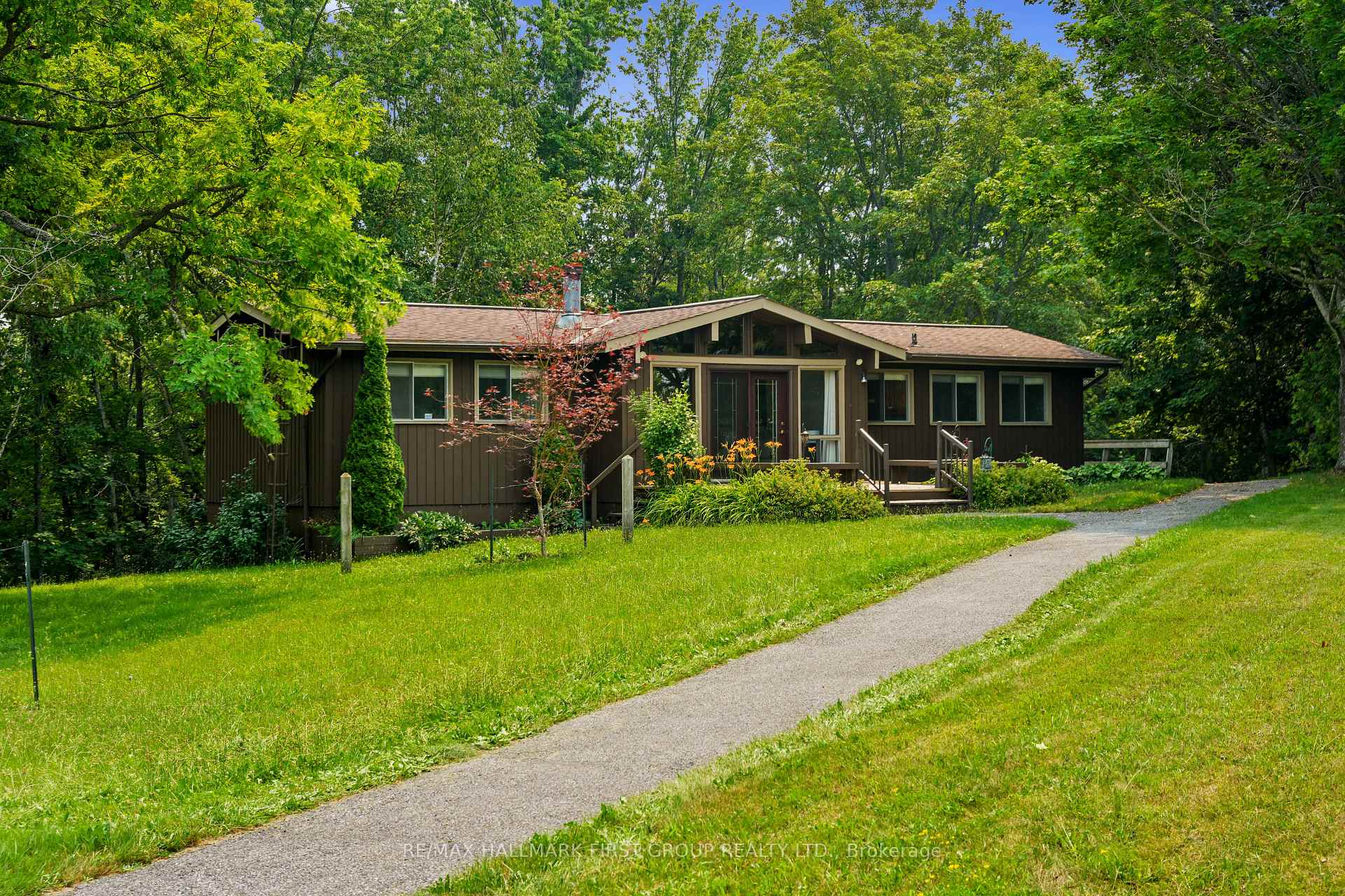 Front of 520 North Bethesda Road