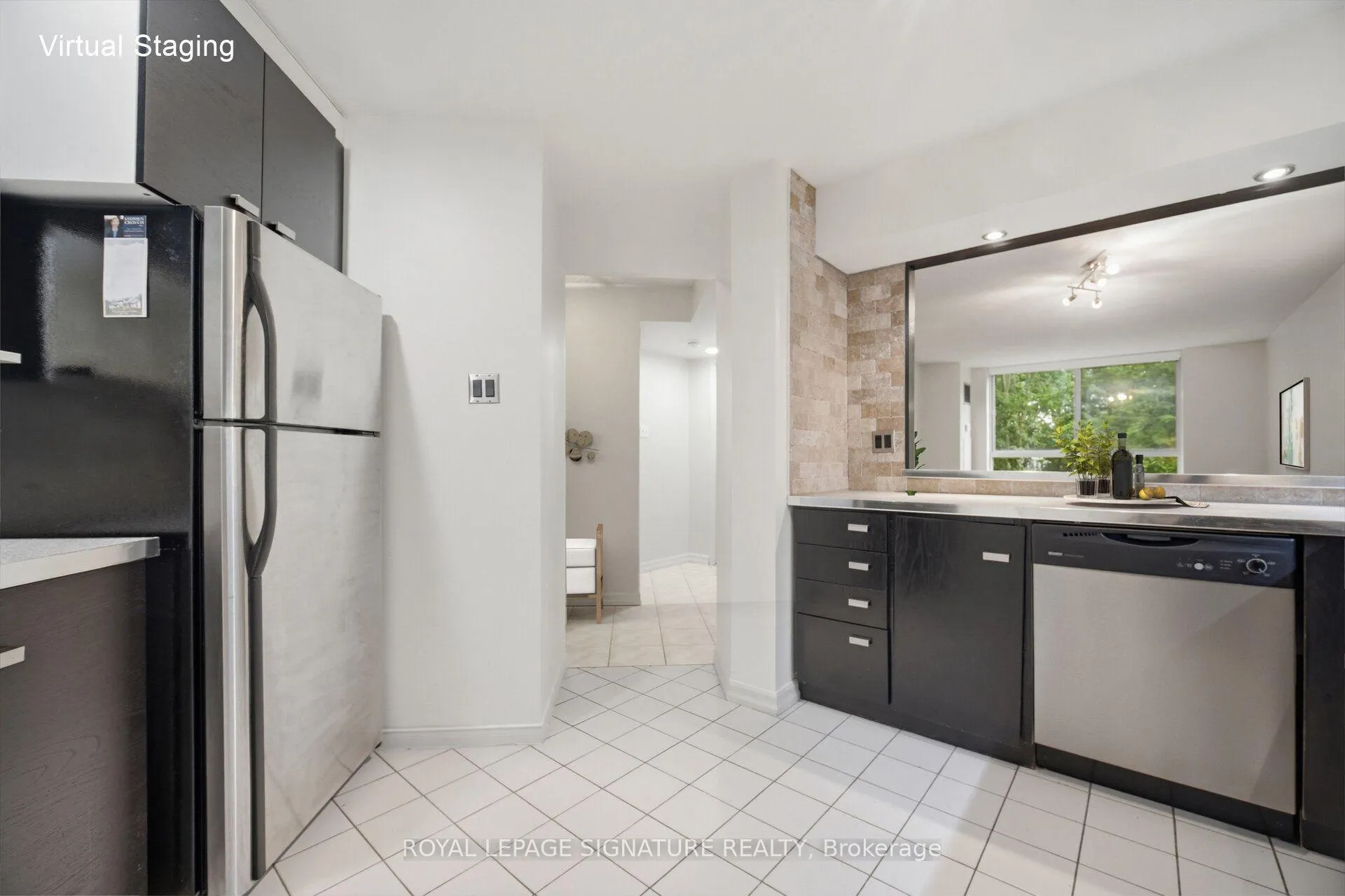 Photo 13 of Unit 411, 1485 Lakeshore Road E, Mississauga, Lakeview — HOMEH