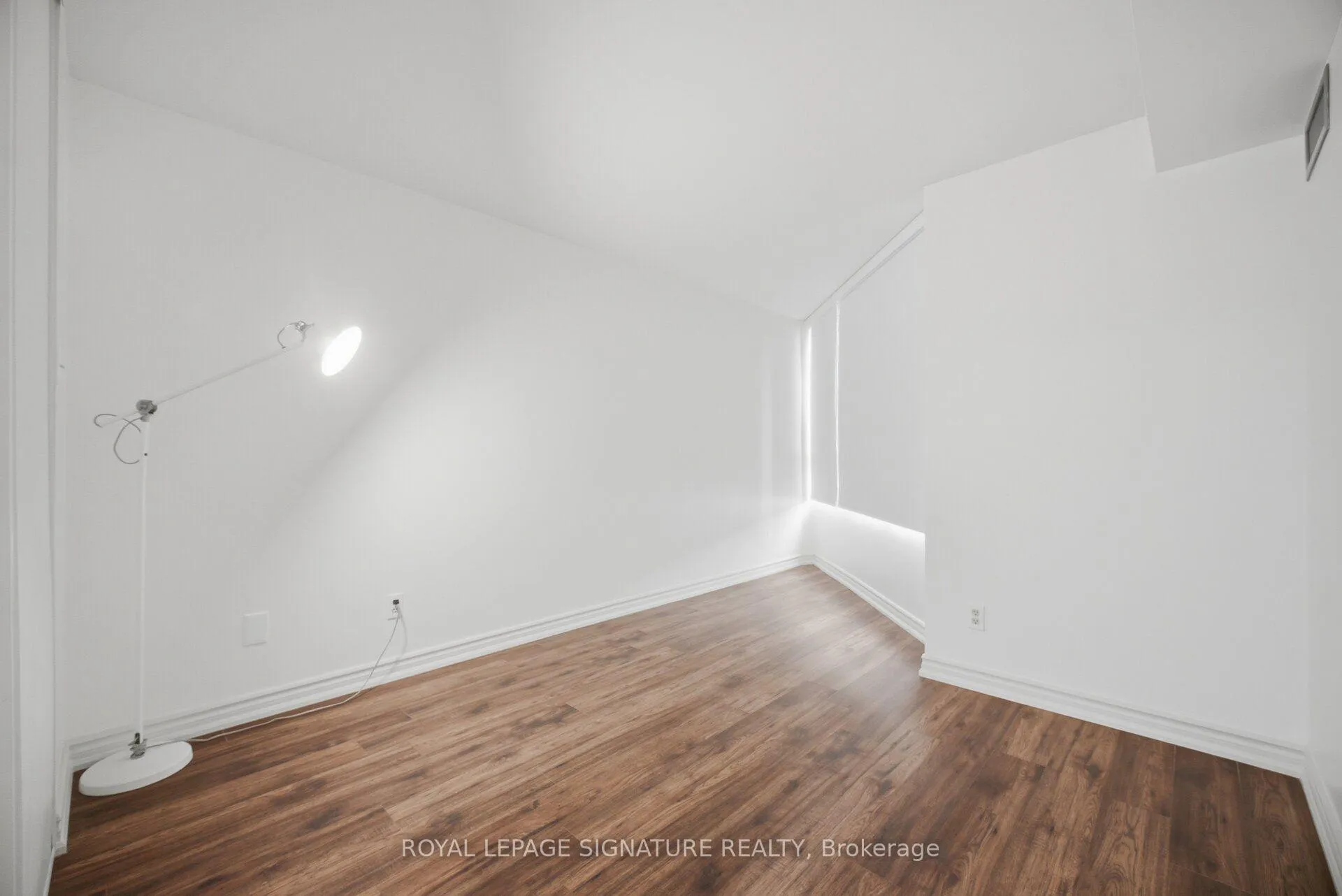 Photo 29 of Unit 411, 1485 Lakeshore Road E, Mississauga, Lakeview — HOMEH