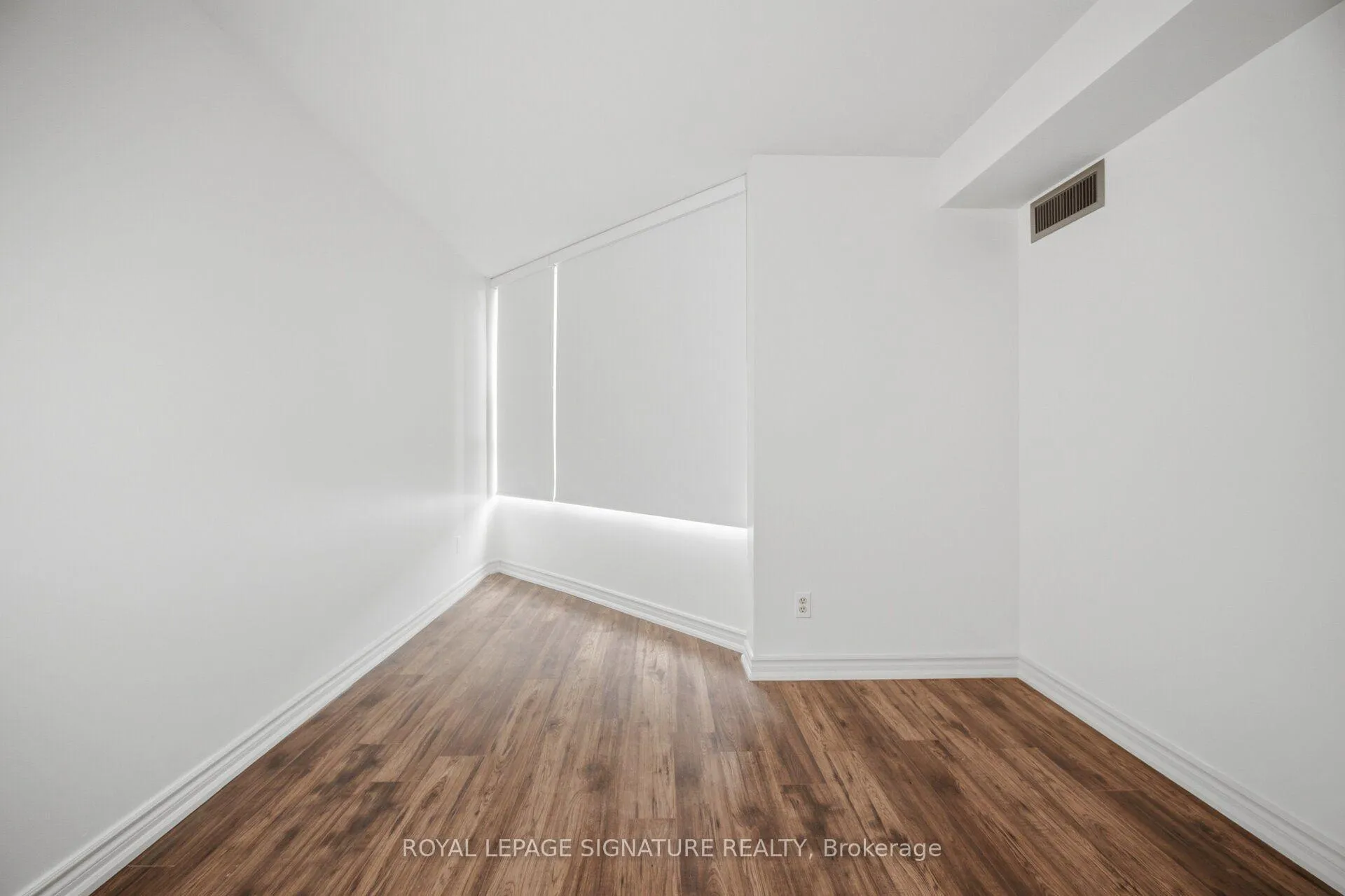 Photo 28 of Unit 411, 1485 Lakeshore Road E, Mississauga, Lakeview — HOMEH
