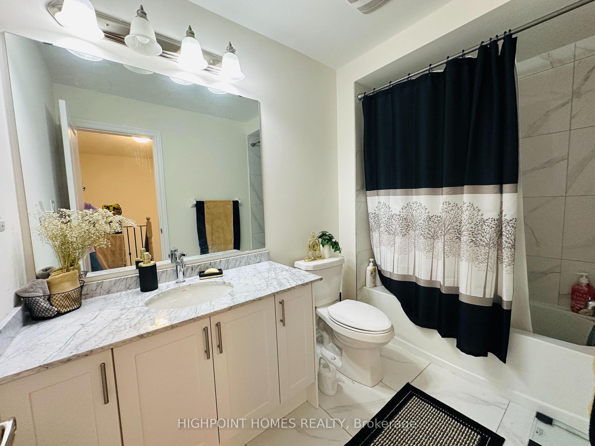 Photo 32 of 296 Carnwith Drive E, Whitby, Brooklin — HOMEH
