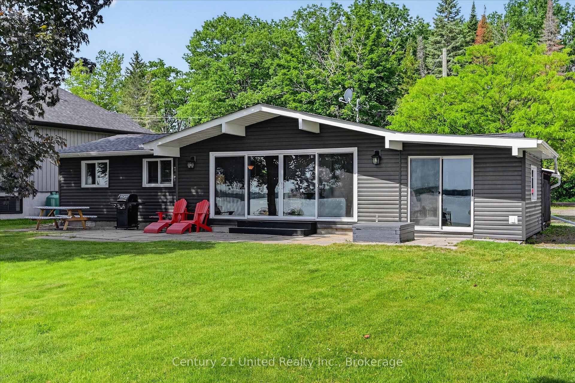 Photo 2 of 1515 O'connor Drive, Selwyn — HOMEH