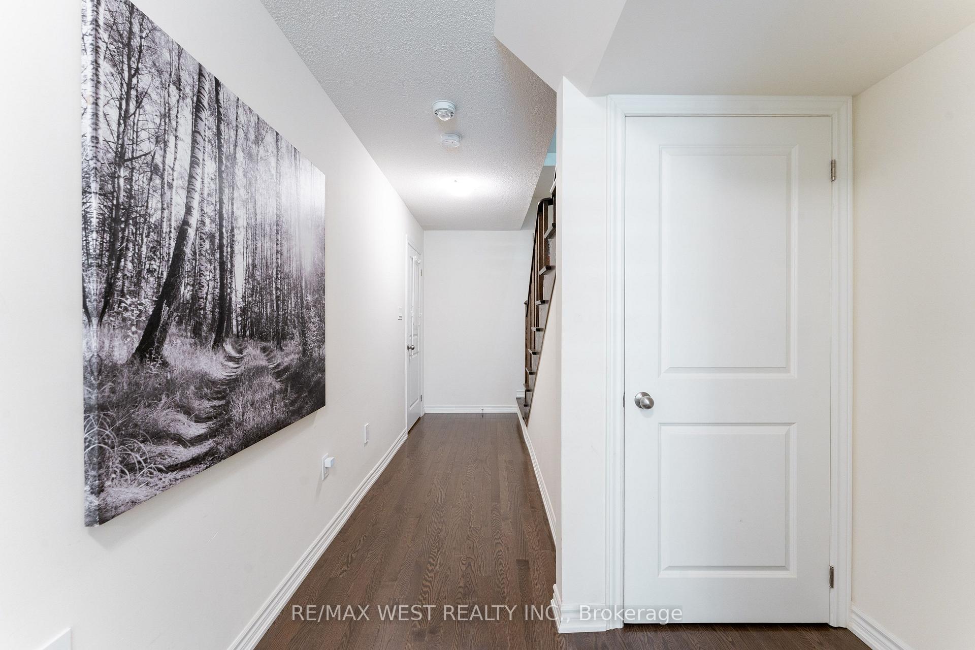 Photo 9 of 29 Arrowview Drive, Brampton, Northwest Brampton — HOMEH