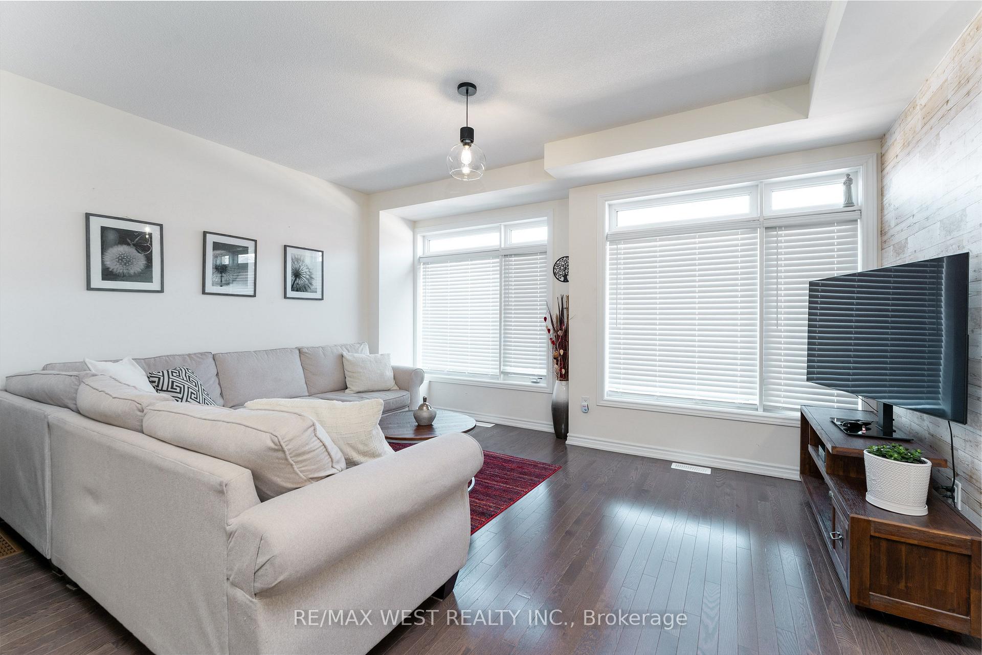 Photo 16 of 29 Arrowview Drive, Brampton, Northwest Brampton — HOMEH