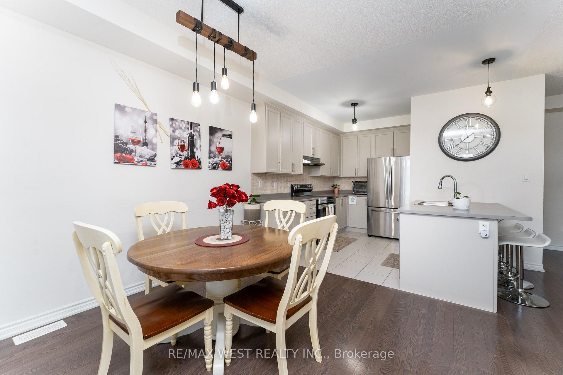 Photo 17 of 29 Arrowview Drive, Brampton, Northwest Brampton — HOMEH