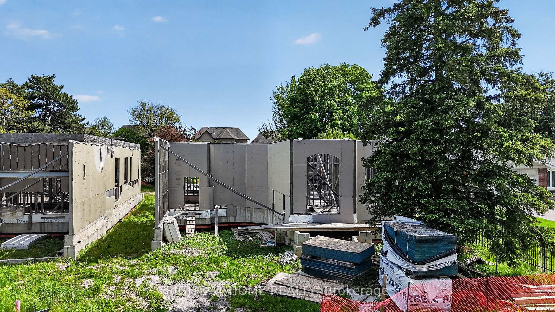 Photo 12 of 21 Long Hill Drive, Richmond Hill, Jefferson — HOMEH