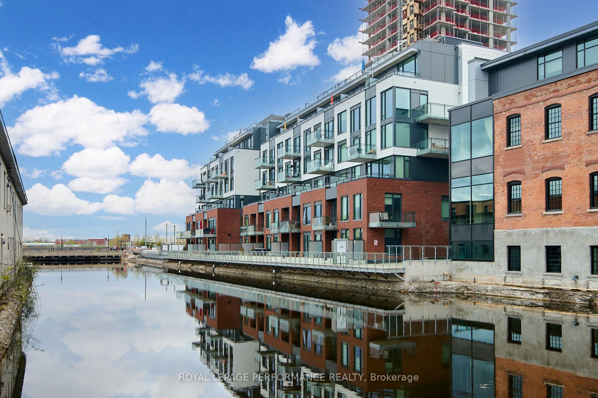 Photo 2 of Unit 17, 320 Miwate Private, Ottawa, Mechanicsville — HOMEH
