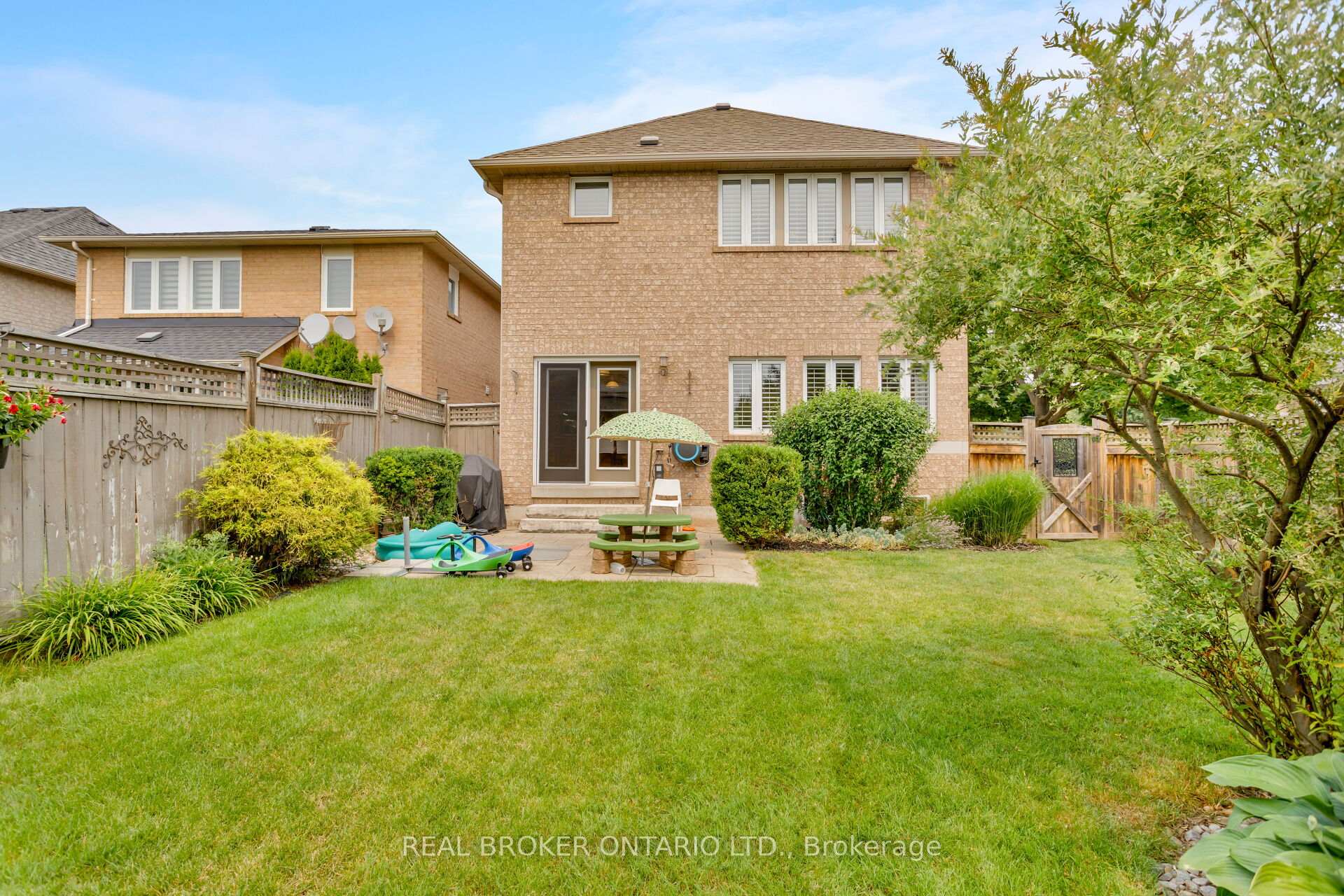 Photo 31 of 457 Ravineview Way, Oakville, Wedgewood Creek — HOMEH