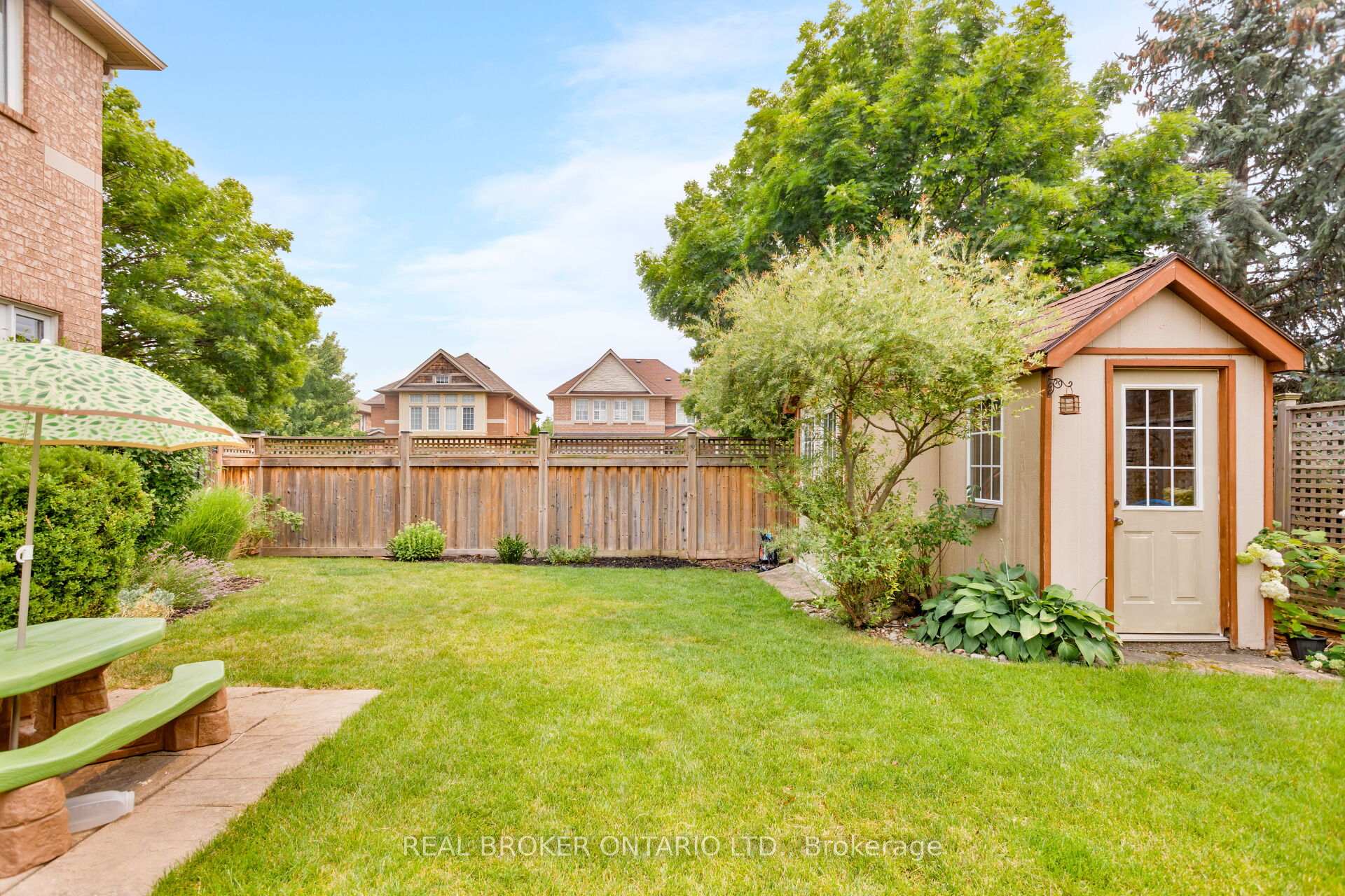 Photo 33 of 457 Ravineview Way, Oakville, Wedgewood Creek — HOMEH