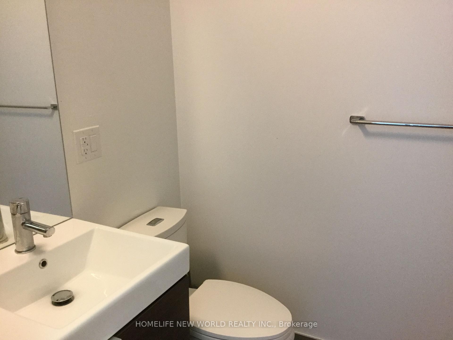 Photo 5 of Unit 1702, 62 Forest Manor Road, North York, Henry Farm — HOMEH
