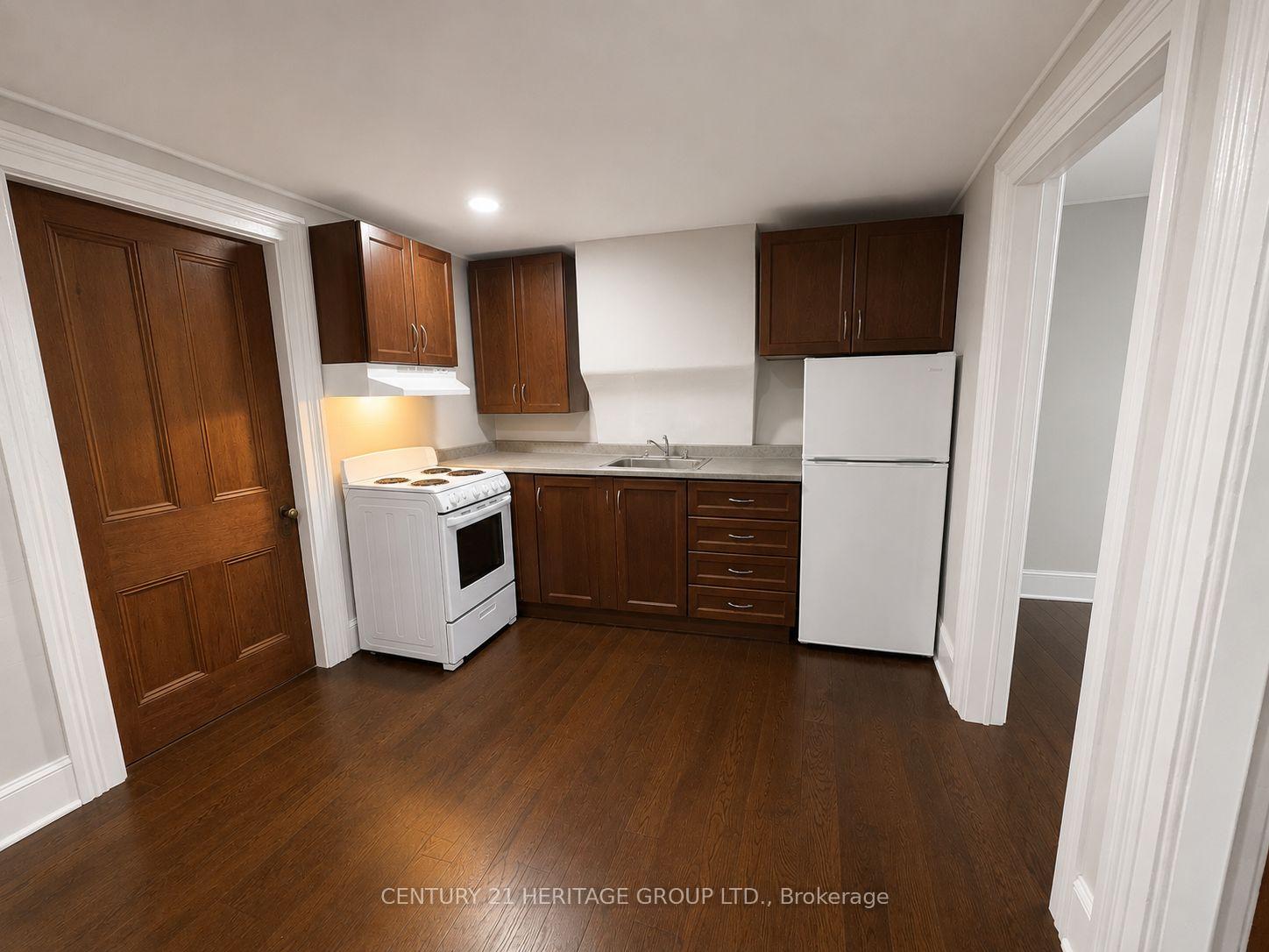 Photo 16 of 28 Queen Street N, New Tecumseth, Tottenham — HOMEH