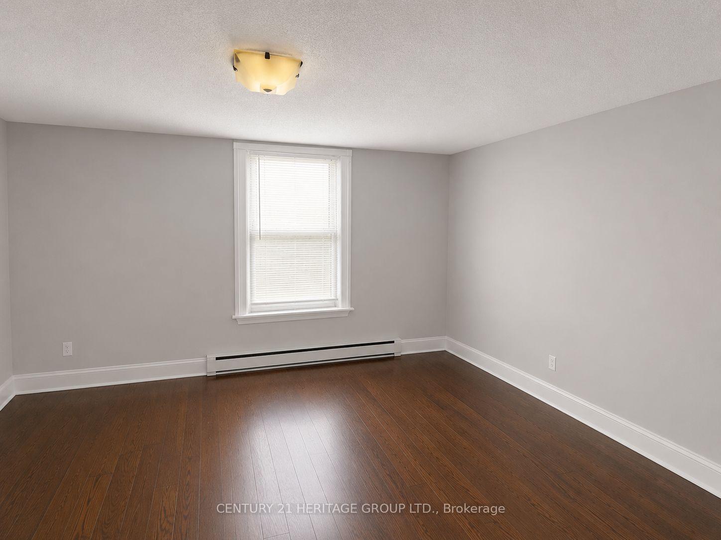 Photo 22 of 28 Queen Street N, New Tecumseth, Tottenham — HOMEH