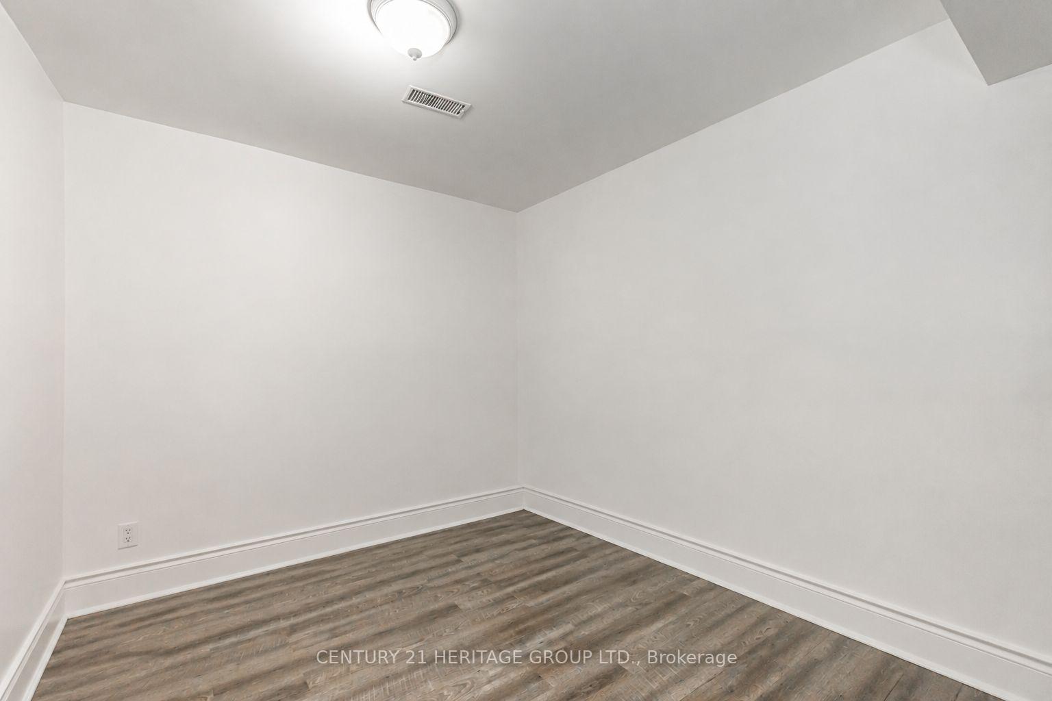 Photo 31 of 28 Queen Street N, New Tecumseth, Tottenham — HOMEH