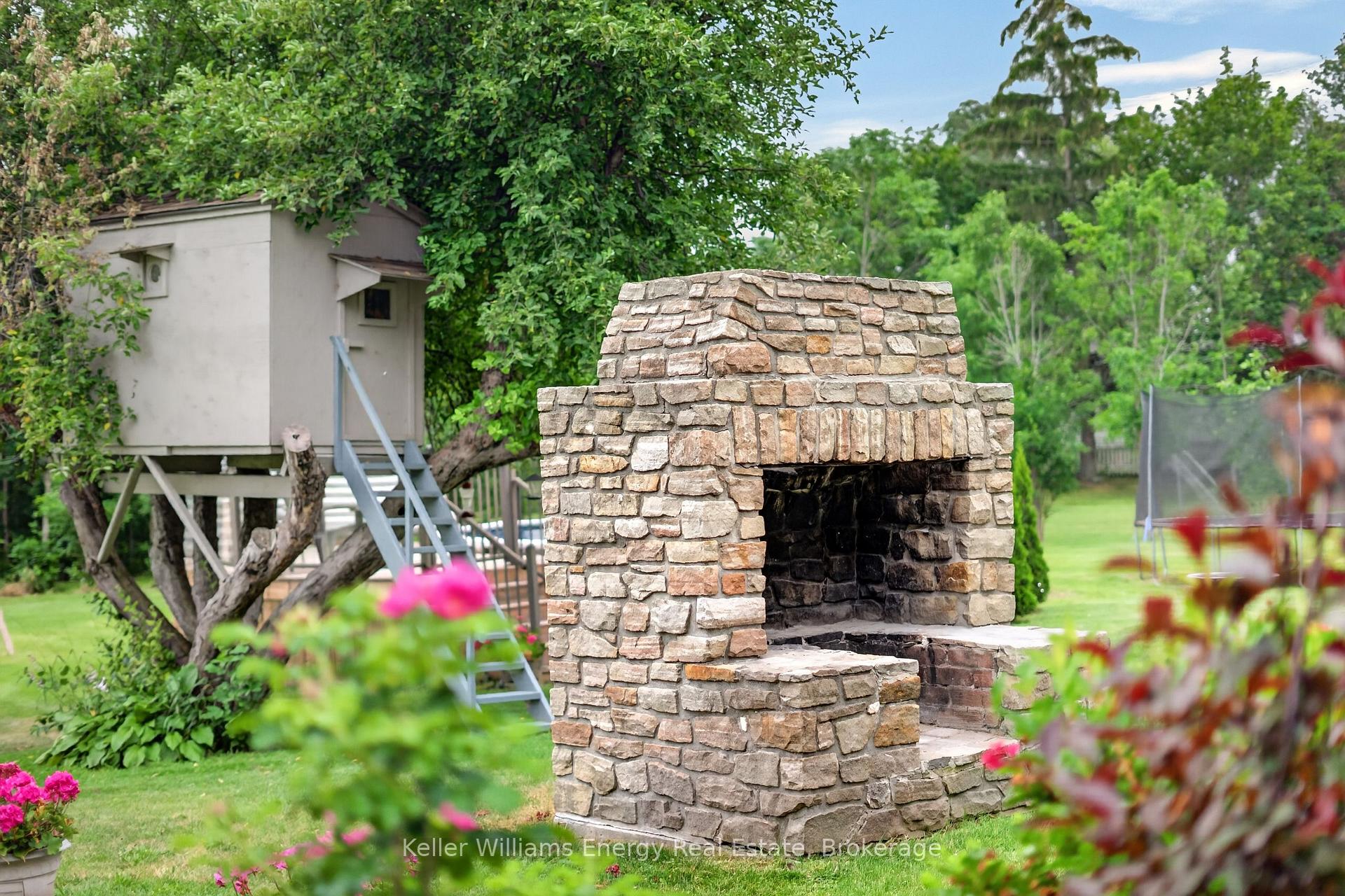 Photo 41 of 1155 County Road 4, Prince Edward County, Hallowell Ward — HOMEH