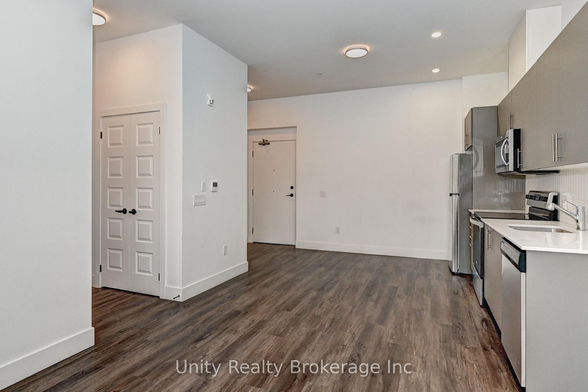 Photo 18 of Unit 108, 26 Lowes Street W, Guelph, Clairfields/Hanlon Business Park — HOMEH
