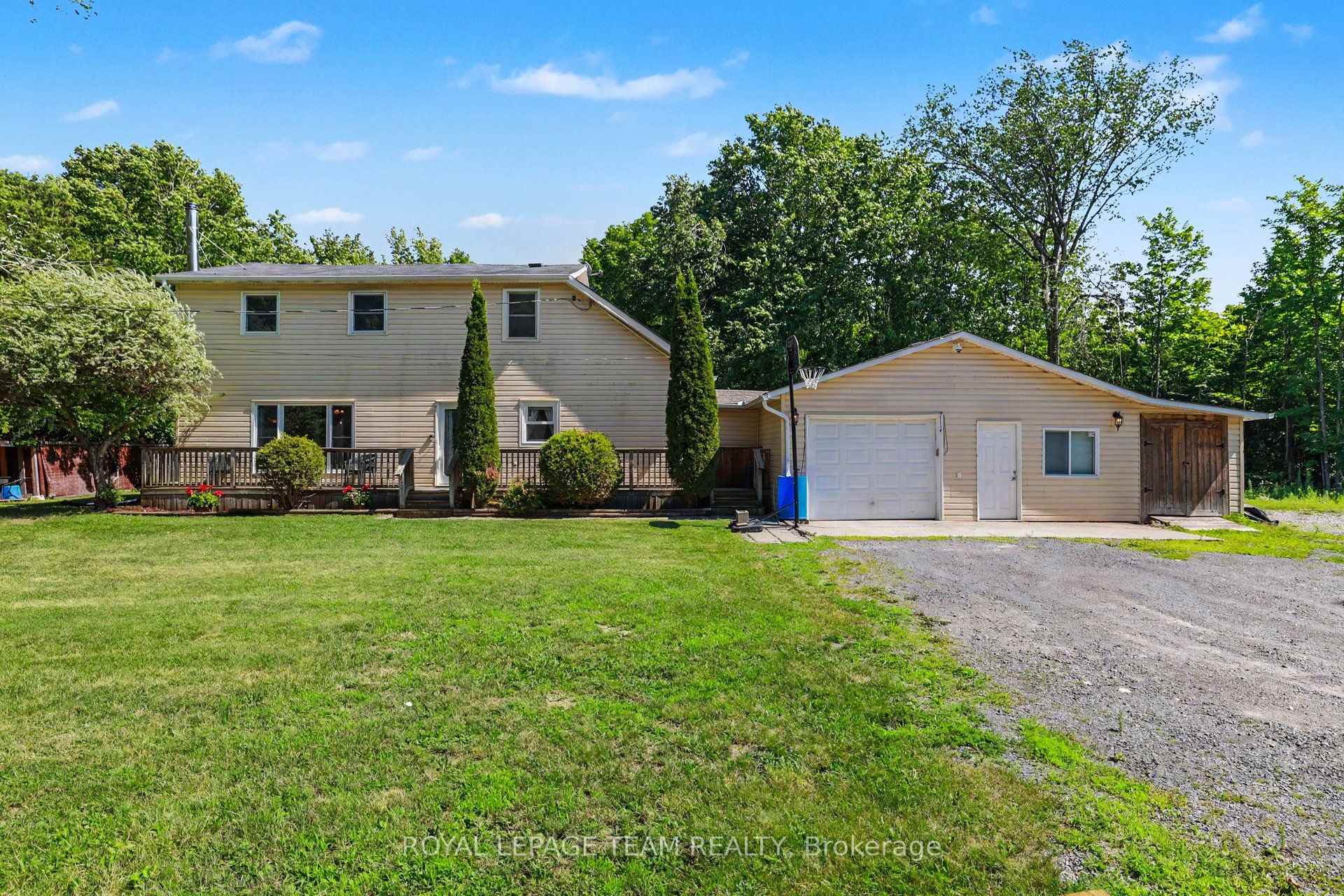Photo 3 of 177 Lake Park Road E, Carleton Place, Carleton Place — HOMEH