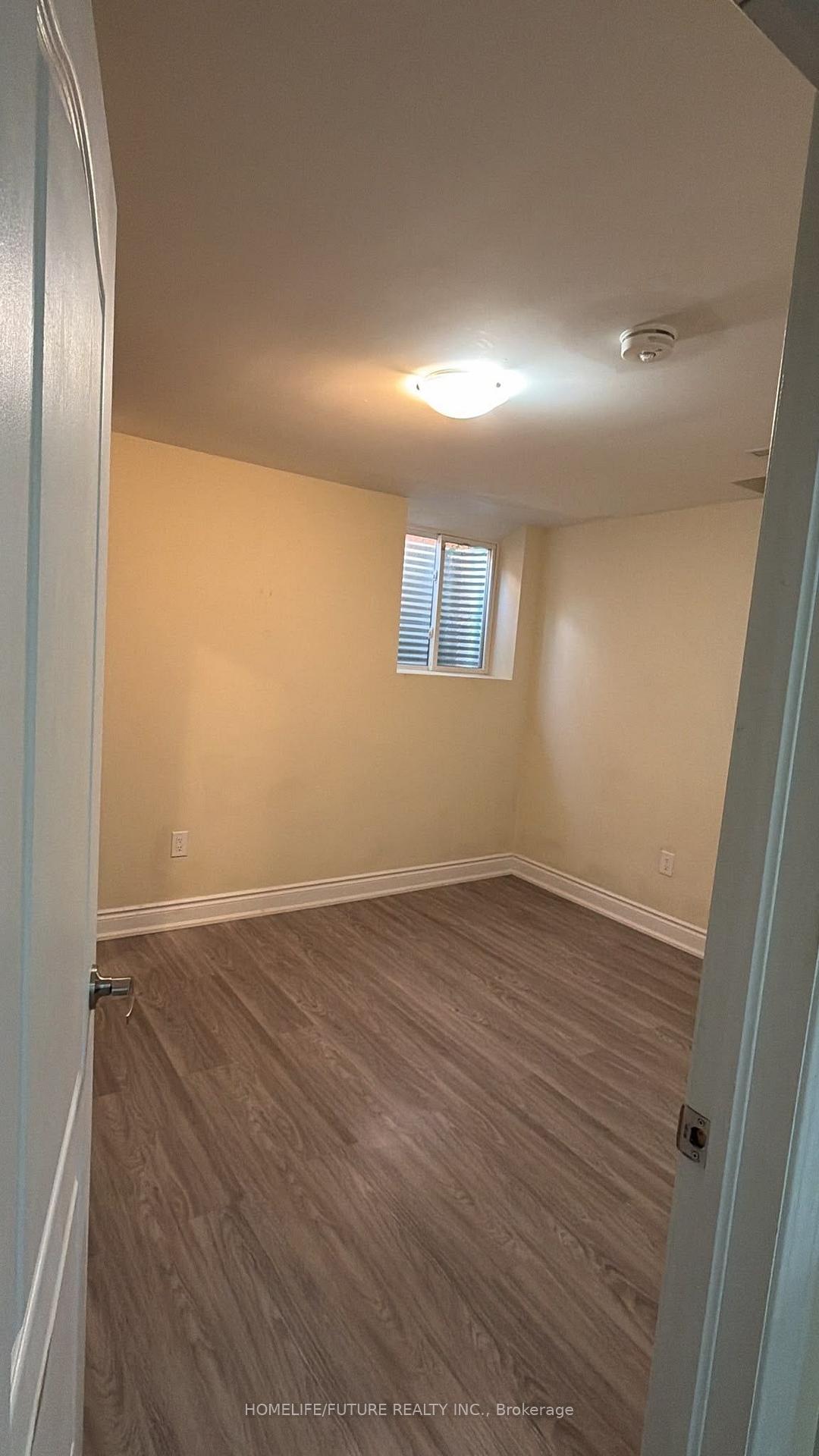 Photo 6 of Unit Bsmt, 21 Floribunda Crescent, Brampton, Bramalea West Industrial — HOMEH
