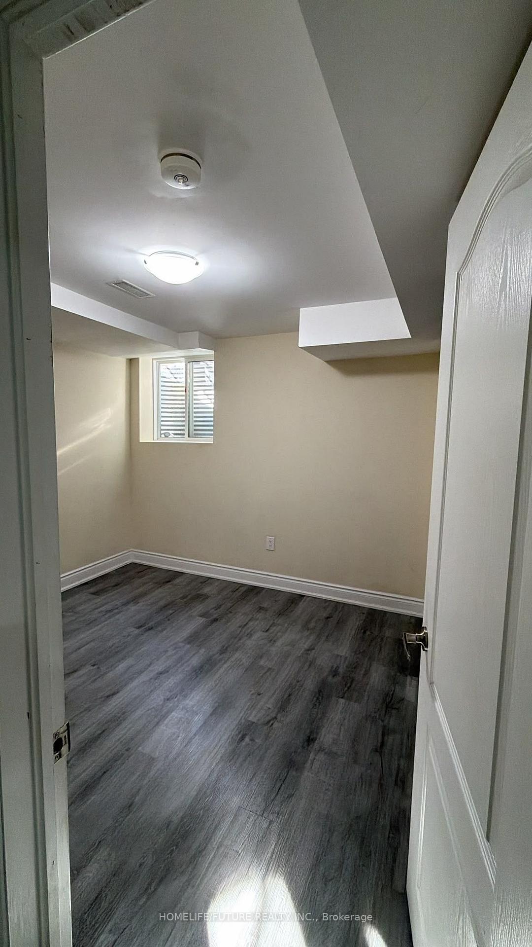 Photo 7 of Unit Bsmt, 21 Floribunda Crescent, Brampton, Bramalea West Industrial — HOMEH