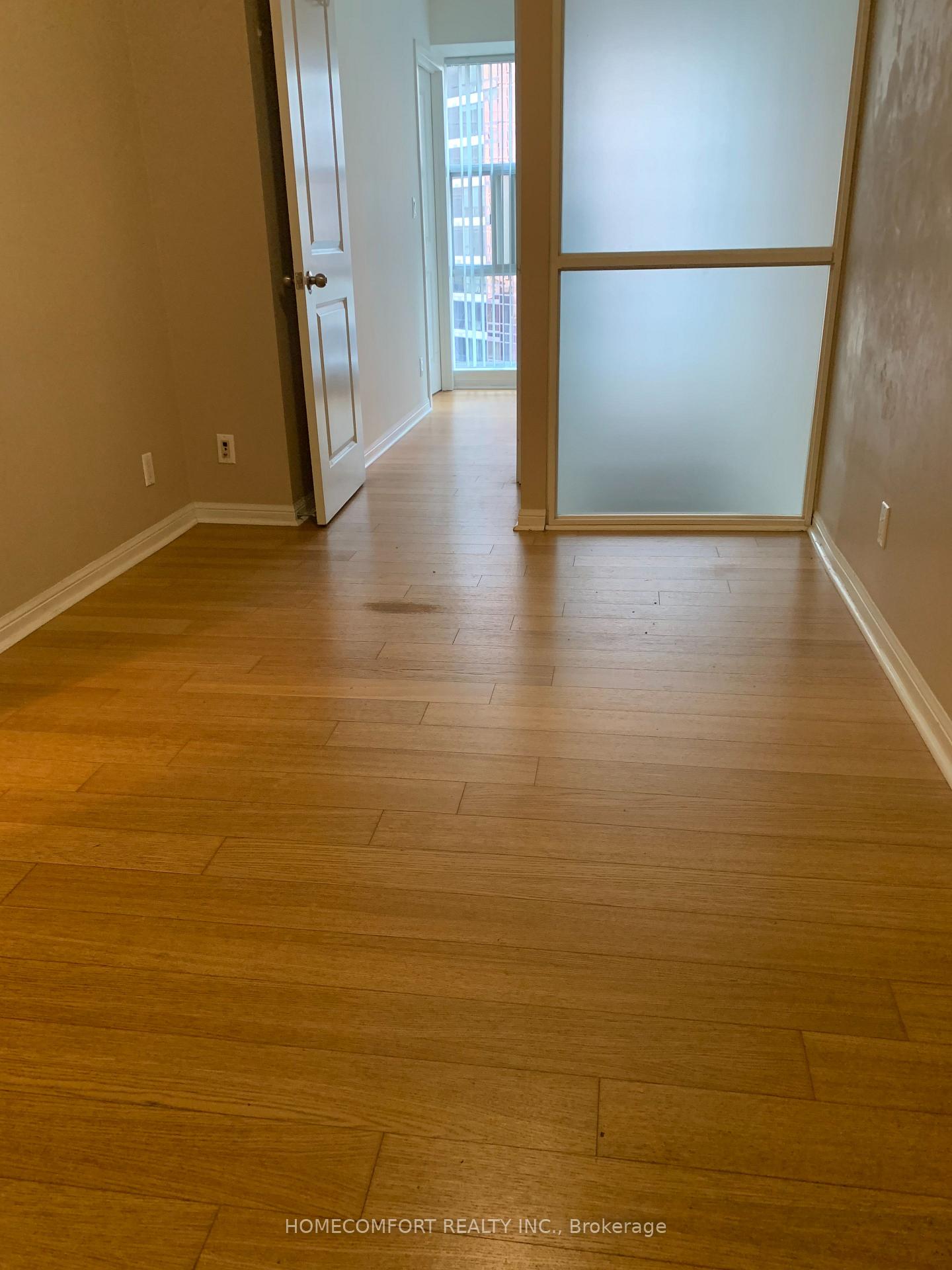 Photo 5 of Unit 907, 11 St. joseph Street, Toronto, Bay Street Corridor — HOMEH