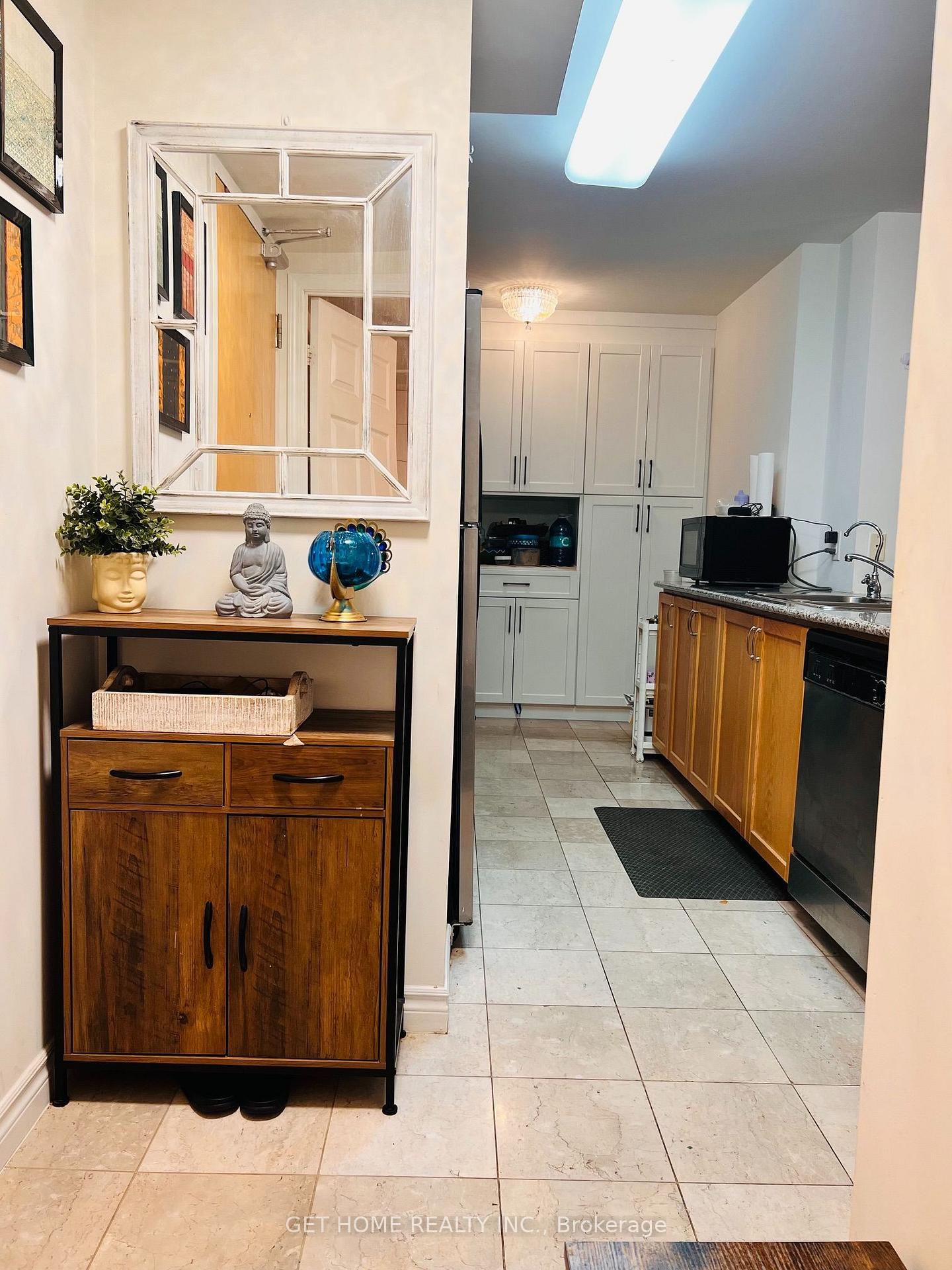Photo 3 of Unit #1807, 88 Grangeway Avenue, Scarborough, Woburn — HOMEH