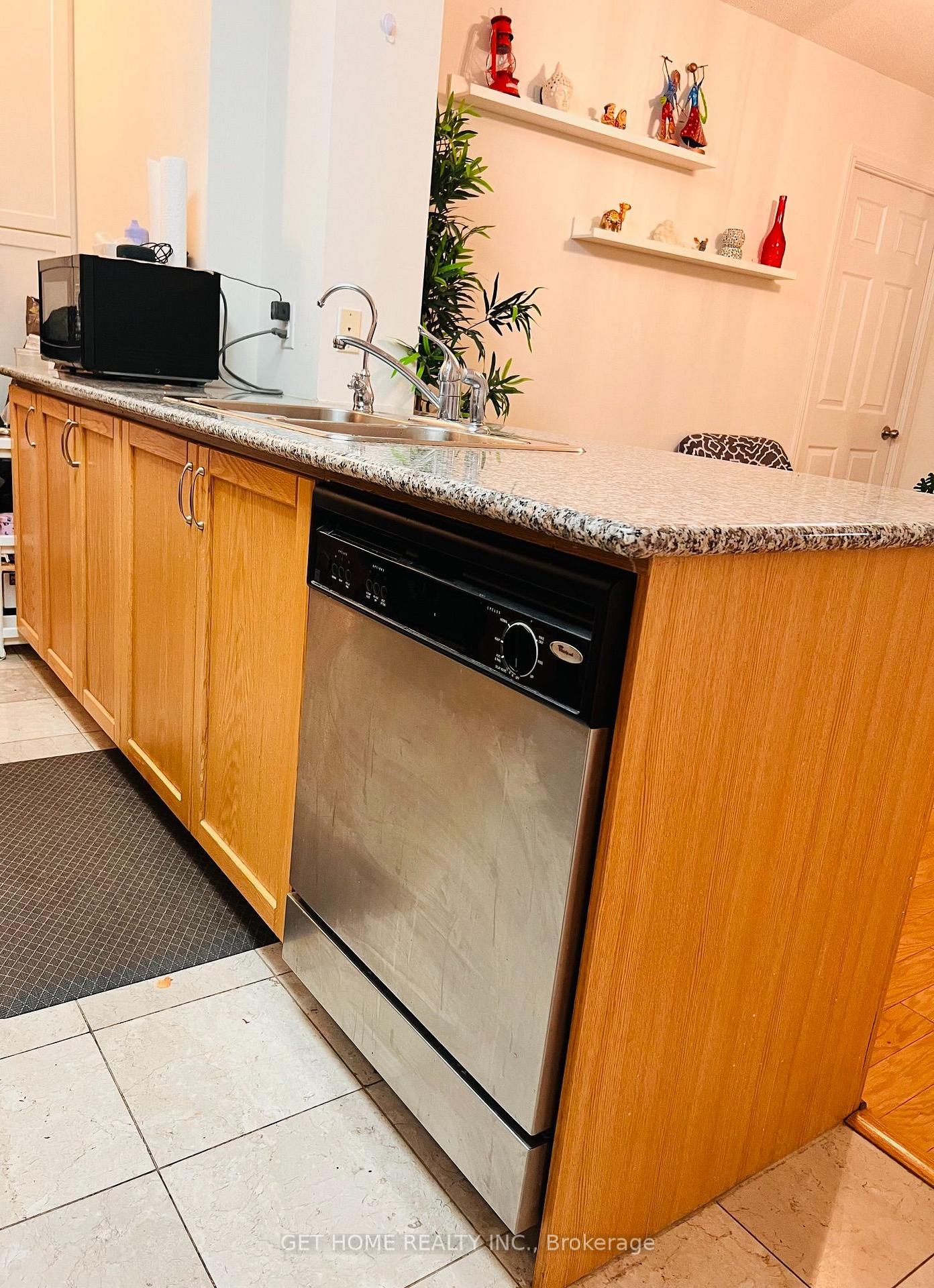 Photo 4 of Unit #1807, 88 Grangeway Avenue, Scarborough, Woburn — HOMEH